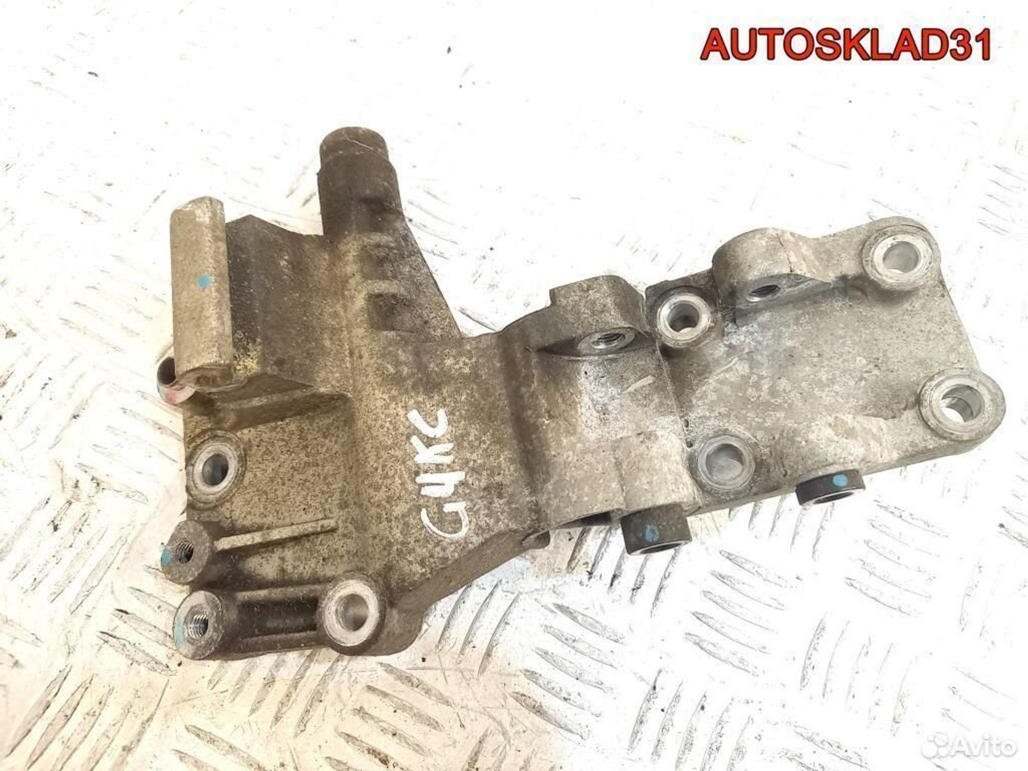 Кронштейн генератора Hyundai Sonata 5 NF 2,4 G4KC, 2900 рублей, Дубовое