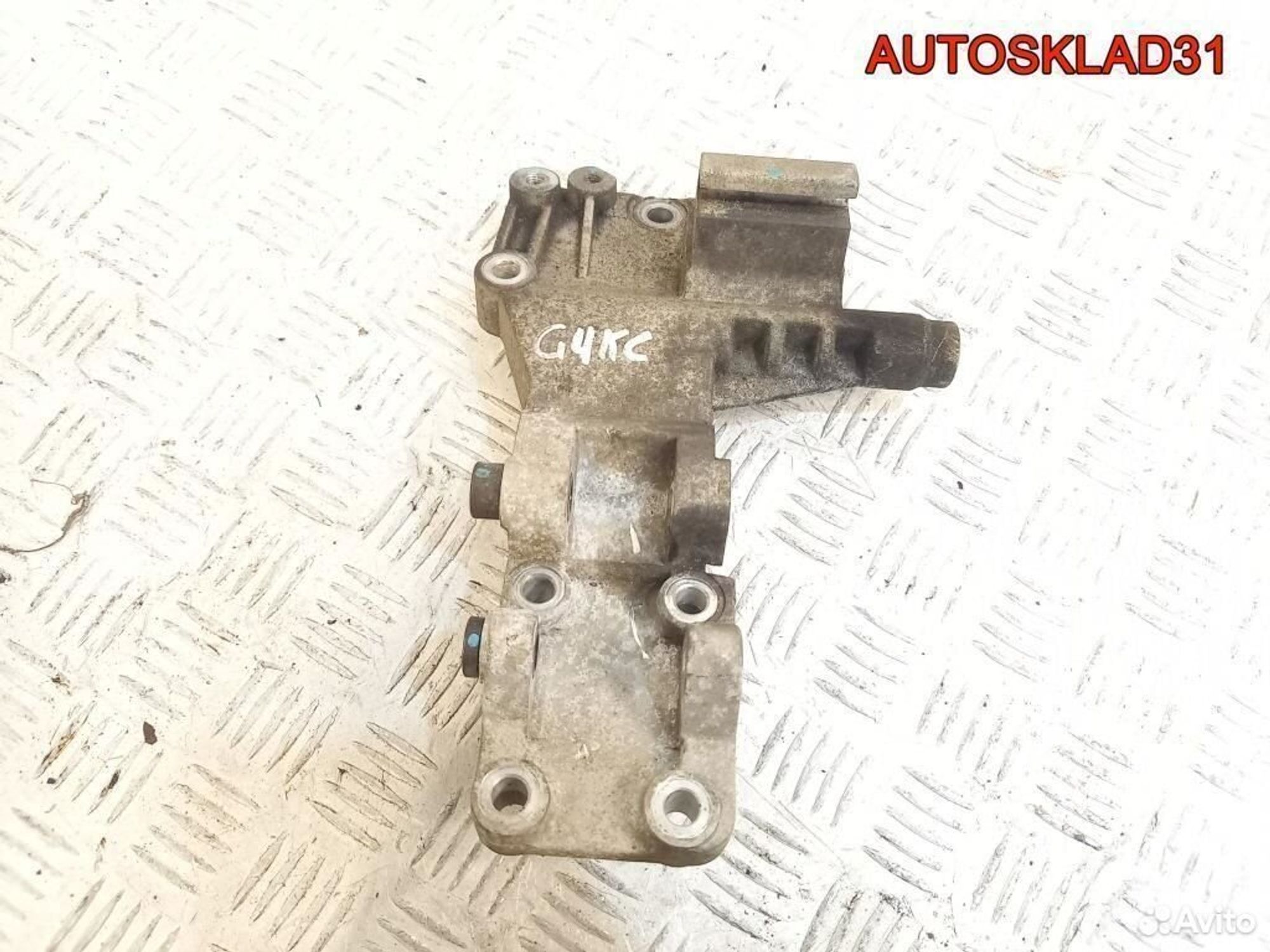 Кронштейн генератора Hyundai Sonata 5 NF 2,4 G4KC, 2900 рублей, Дубовое