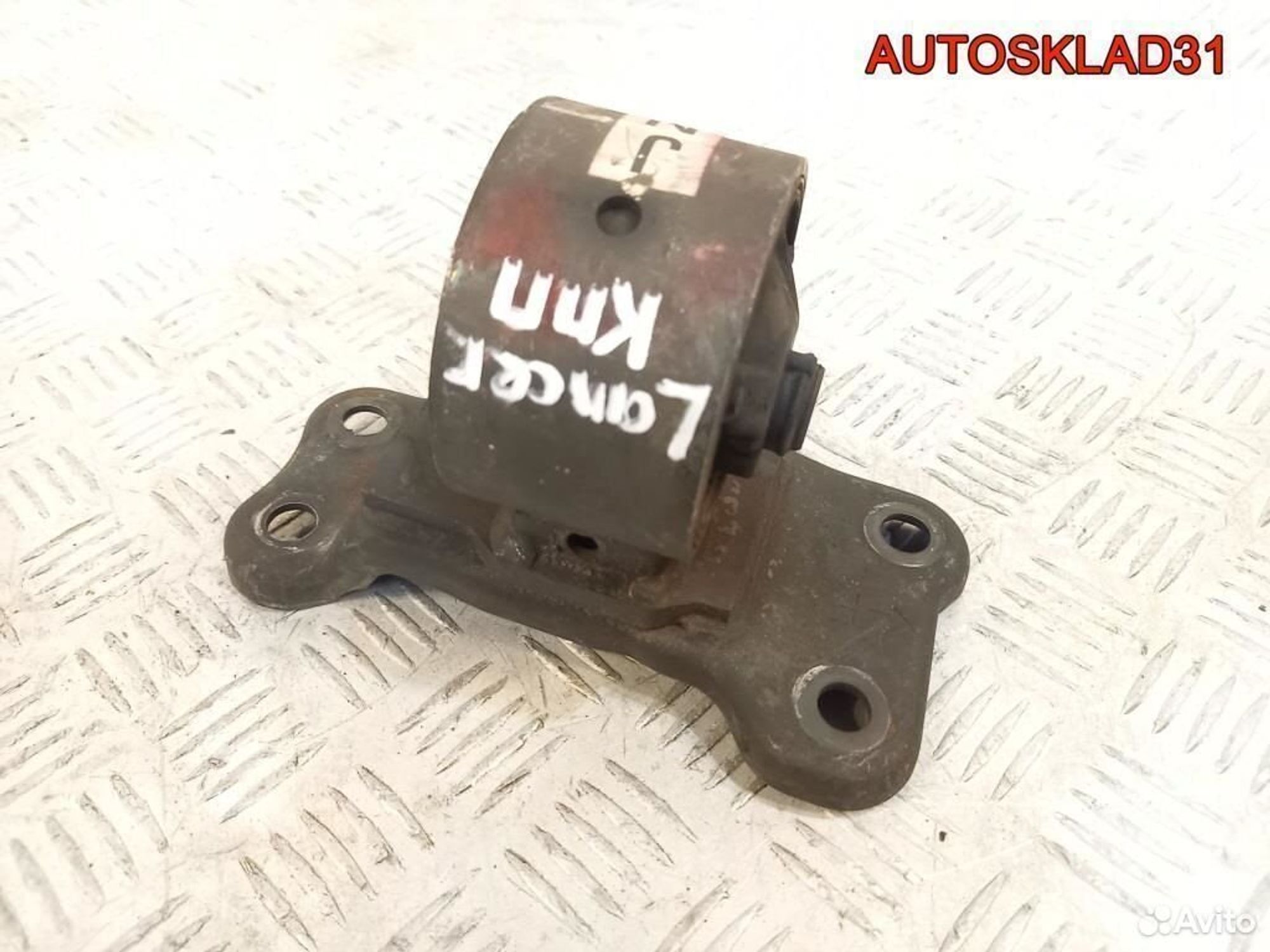 Опора кпп левая Mitsubishi Lancer 9 MR491557, 1800 рублей, Дубовое