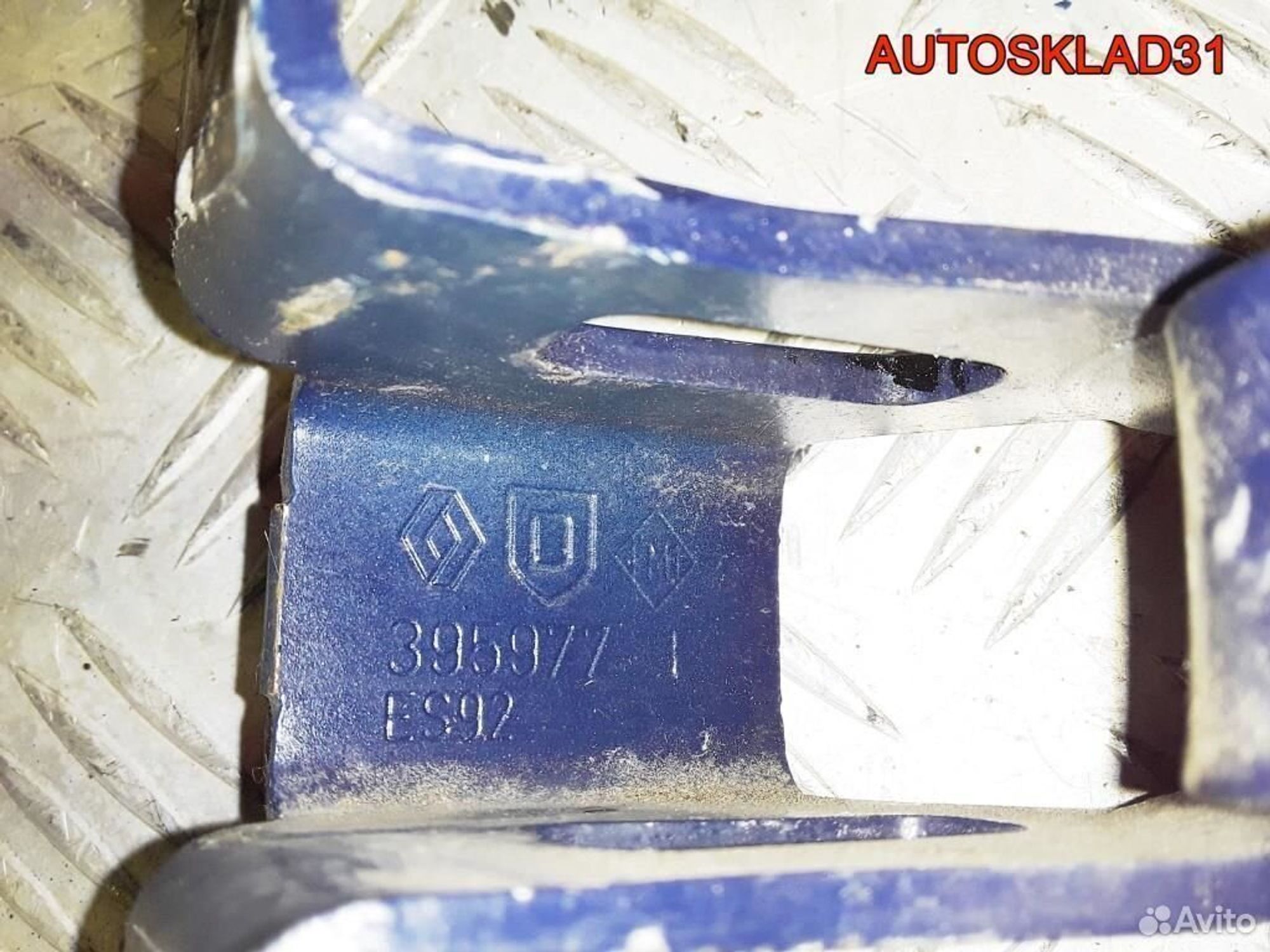 Петля двери багажника Dacia Logan 395977, 1200 рублей, Дубовое