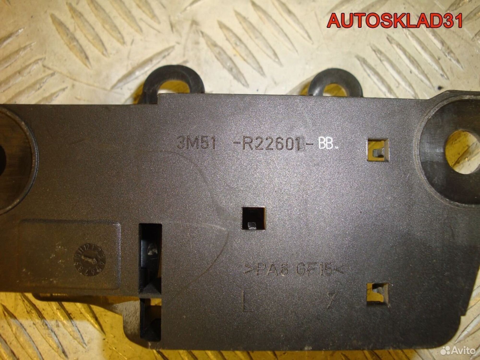 Ручка двери внутренняя лев Ford Focus 3m51r22601bb, 600 рублей, Дубовое