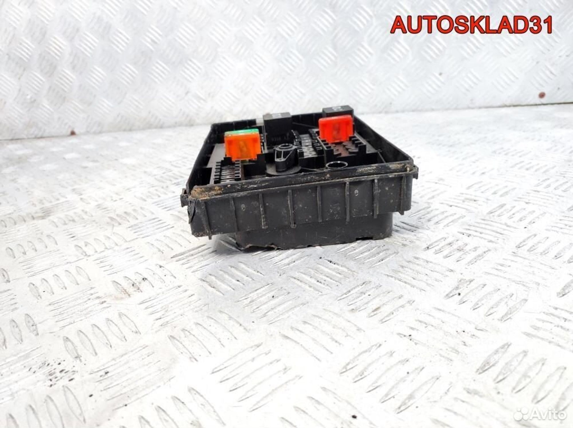 Блок предохранителей Volkswagen Golf 6 1K0937125D, 2900 рублей, Дубовое