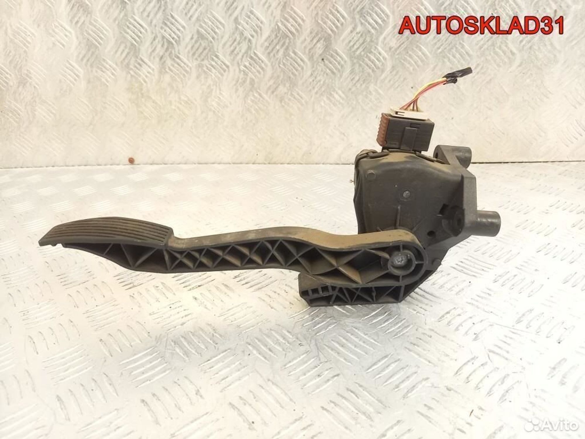 Педаль газа Opel Corsa C 9129423, 2100 рублей, Дубовое