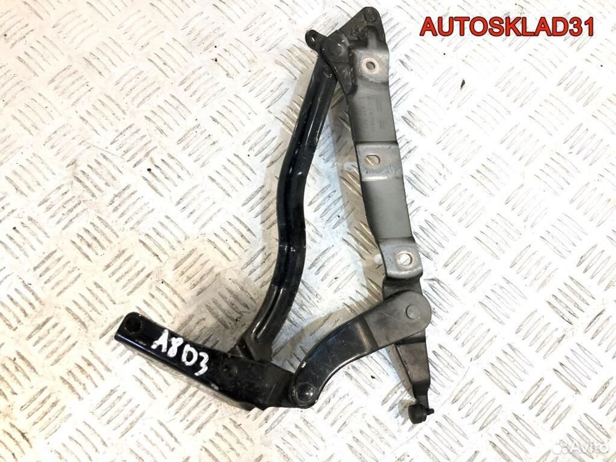 Петля крышки багажника левая Audi A8 D3 4E0827299C, 900 рублей, Дубовое