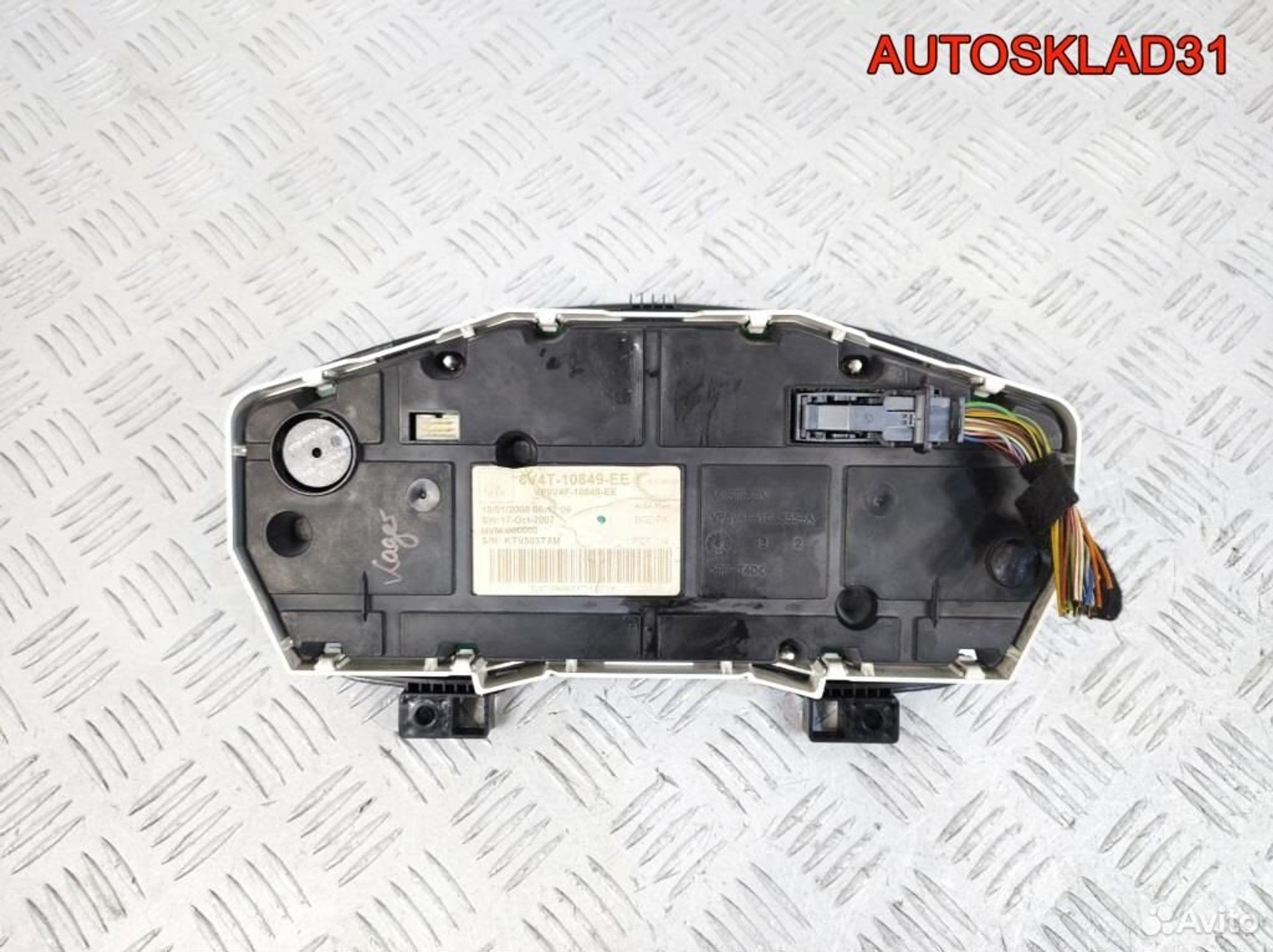 Панель приборов Ford Focus 2 Бензин 8V4T10849EE Рест, 22000 рублей, Дубовое