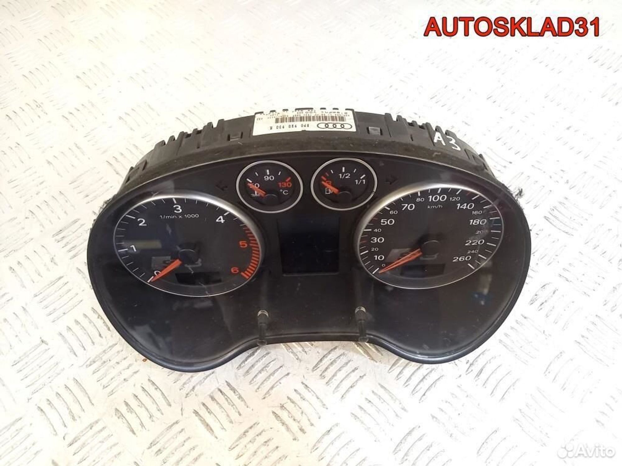 Панель приборов Audi A3 8P1 8P0920930K дизель, 5200 рублей, Дубовое