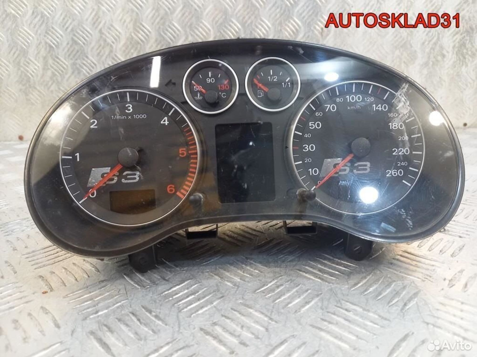 Панель приборов Audi A3 8P1 8P0920930K дизель, 5200 рублей, Дубовое