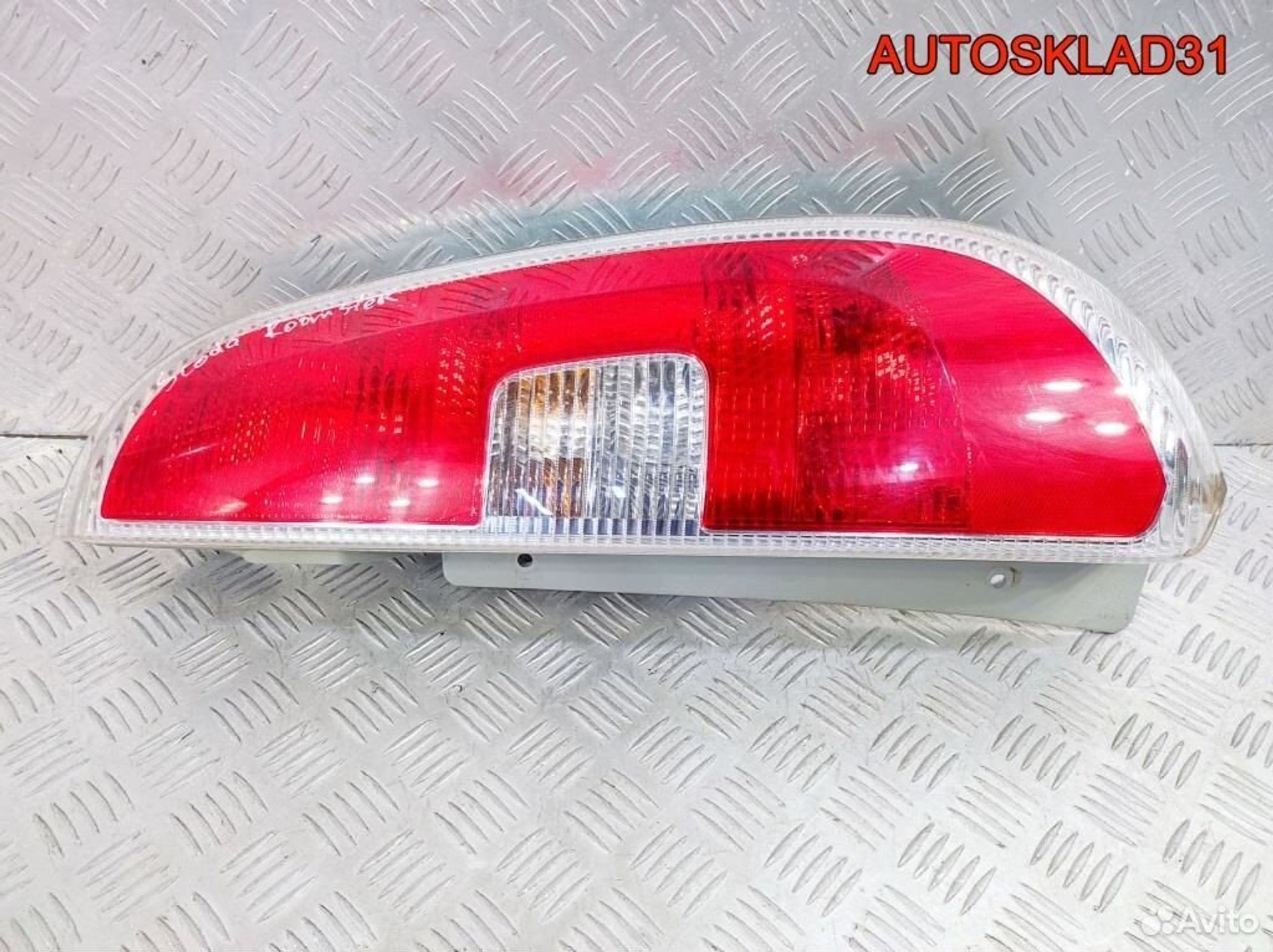 Фонарь задний правый Skoda Roomster 5J7945096, 4100 рублей, Дубовое