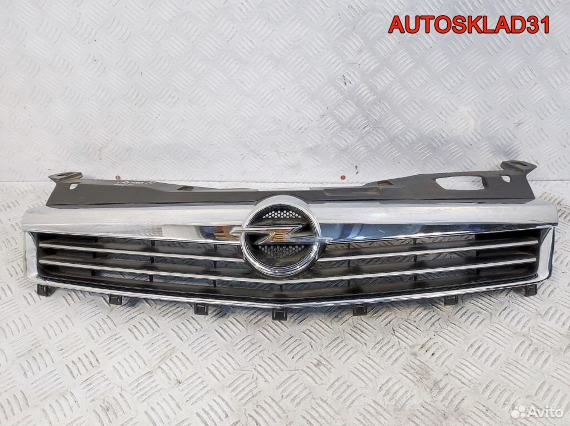 Решетка радиатора Opel Astra H 13225775 Рестайлинг, 11400 рублей, Дубовое