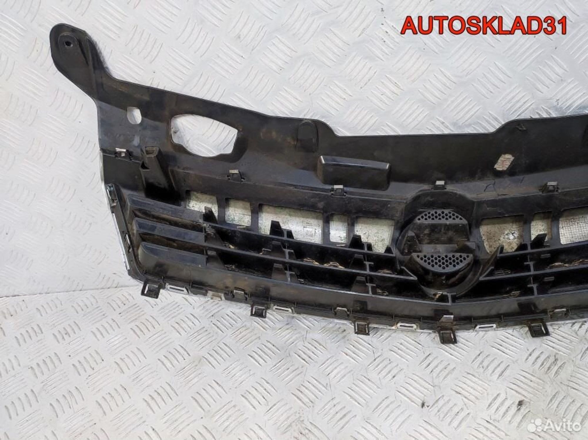 Решетка радиатора Opel Astra H 13225775 Рестайлинг, 11400 рублей, Дубовое