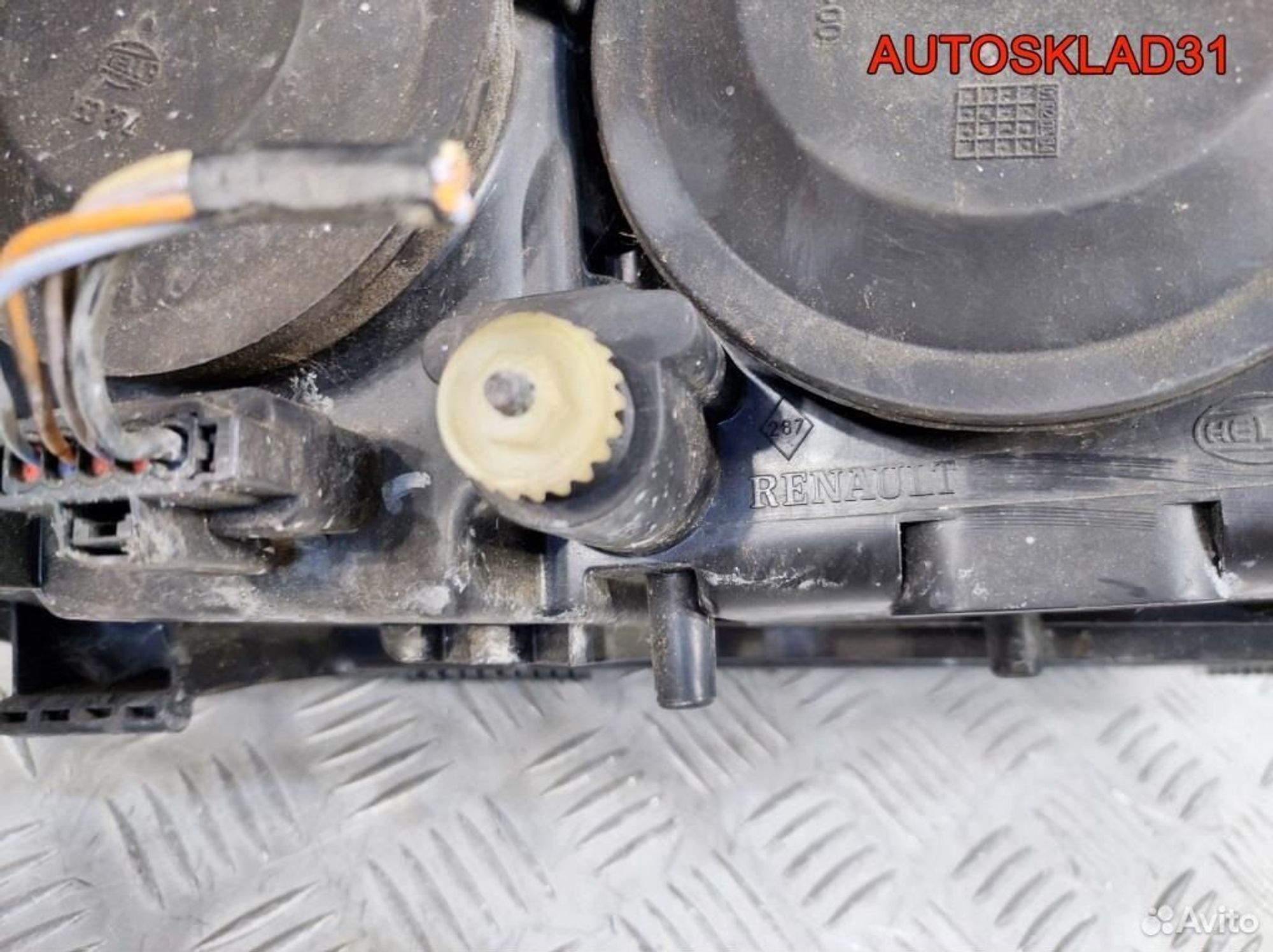 Фара левая Галоген Renault Espace 4 15565900, 7200 рублей, Дубовое