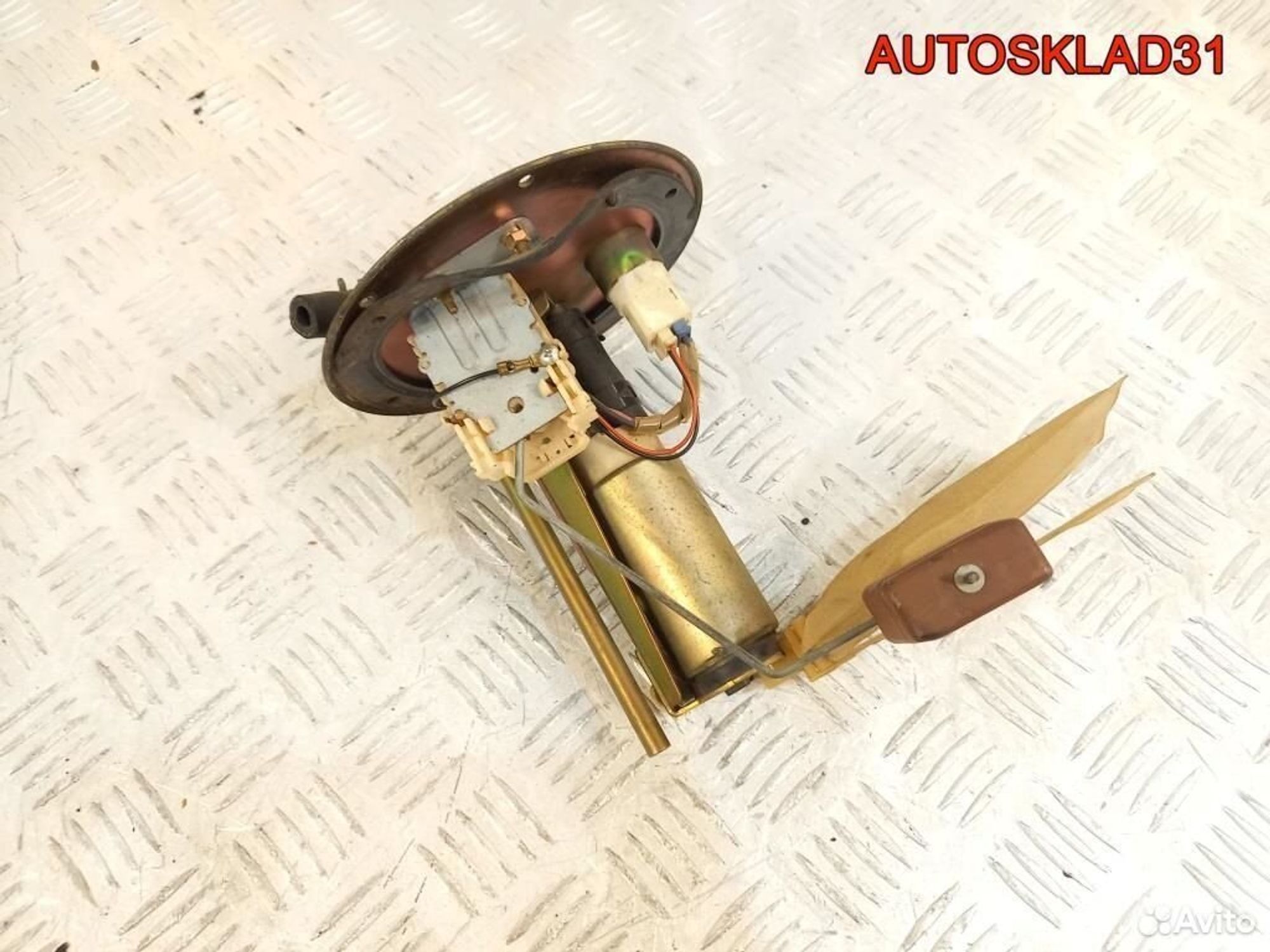 Насос топливный электрический Mazda fp341335za, 2600 рублей, Дубовое