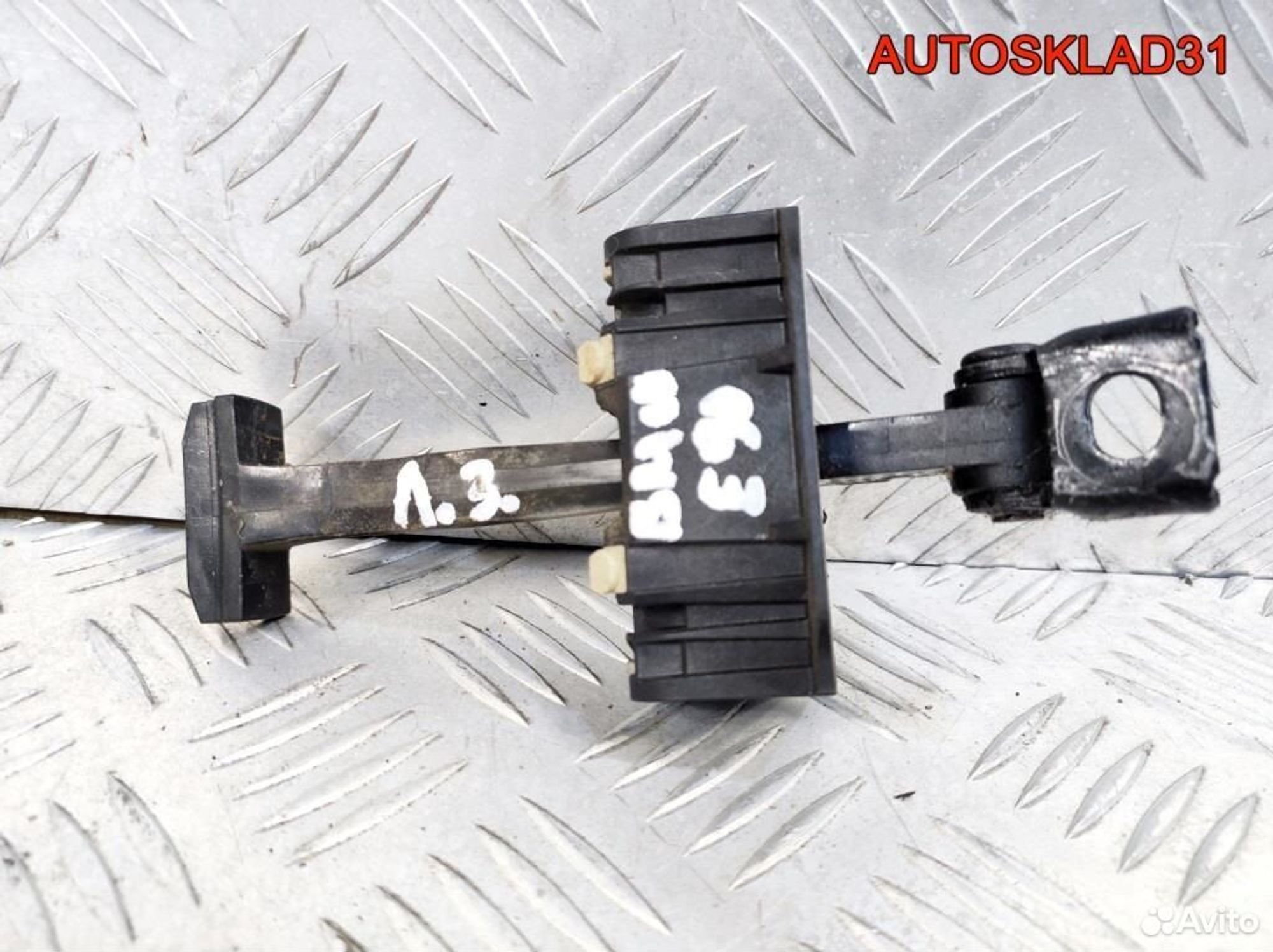 Ограничитель двери задний BMW E90 51227176808, 1100 рублей, Дубовое