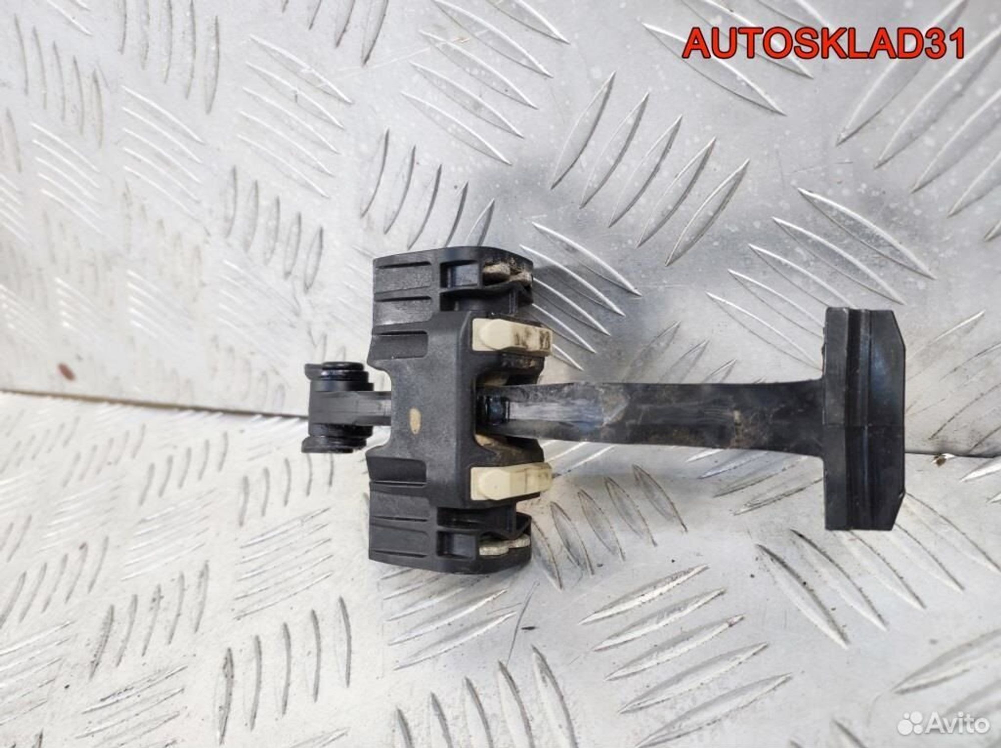 Ограничитель двери задний BMW E90 51227176808, 1100 рублей, Дубовое