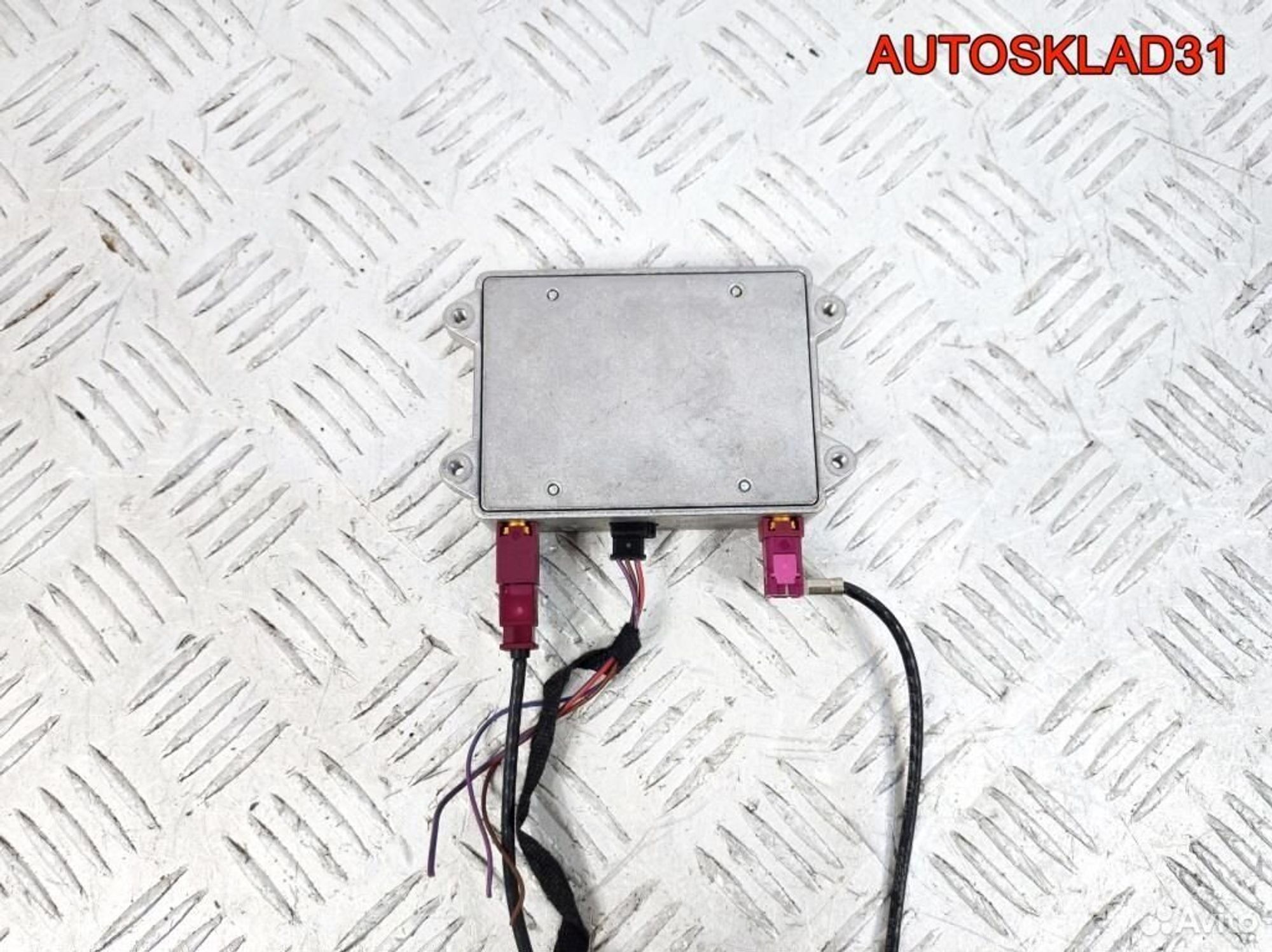 Усилитель антенны Audi A4 B6 8E0035456D, 600 рублей, Дубовое