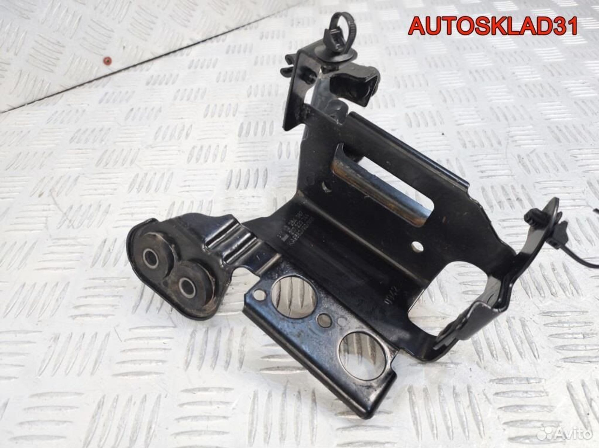 Кронштейн блока ABS Opel Astra J A14NET 13264387, 600 рублей, Дубовое