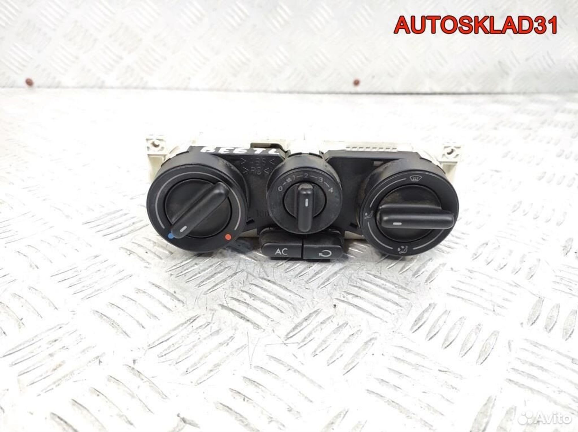Блок управления отопителем VW Beetle 1C0820045D, 3600 рублей, Дубовое
