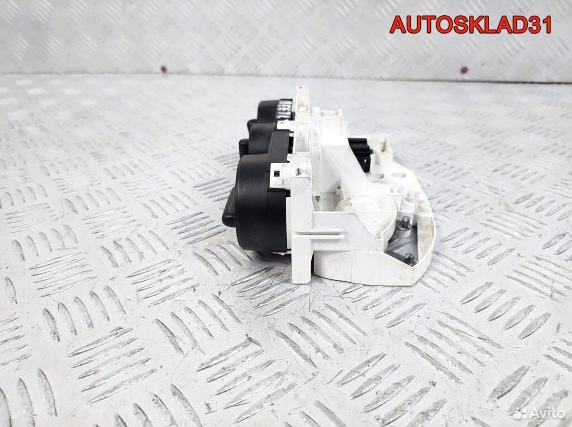 Блок управления отопителем VW Beetle 1C0820045D, 3600 рублей, Дубовое