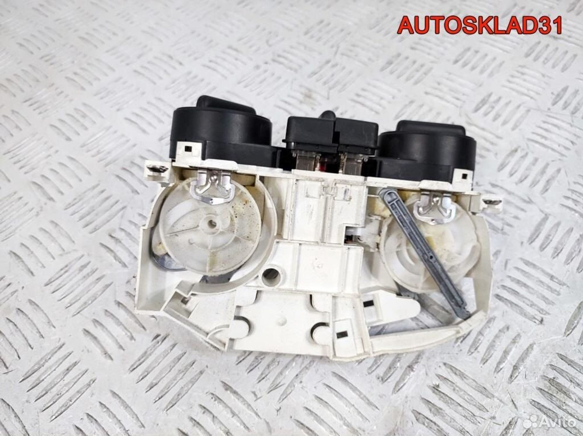 Блок управления отопителем VW Beetle 1C0820045D, 3600 рублей, Дубовое
