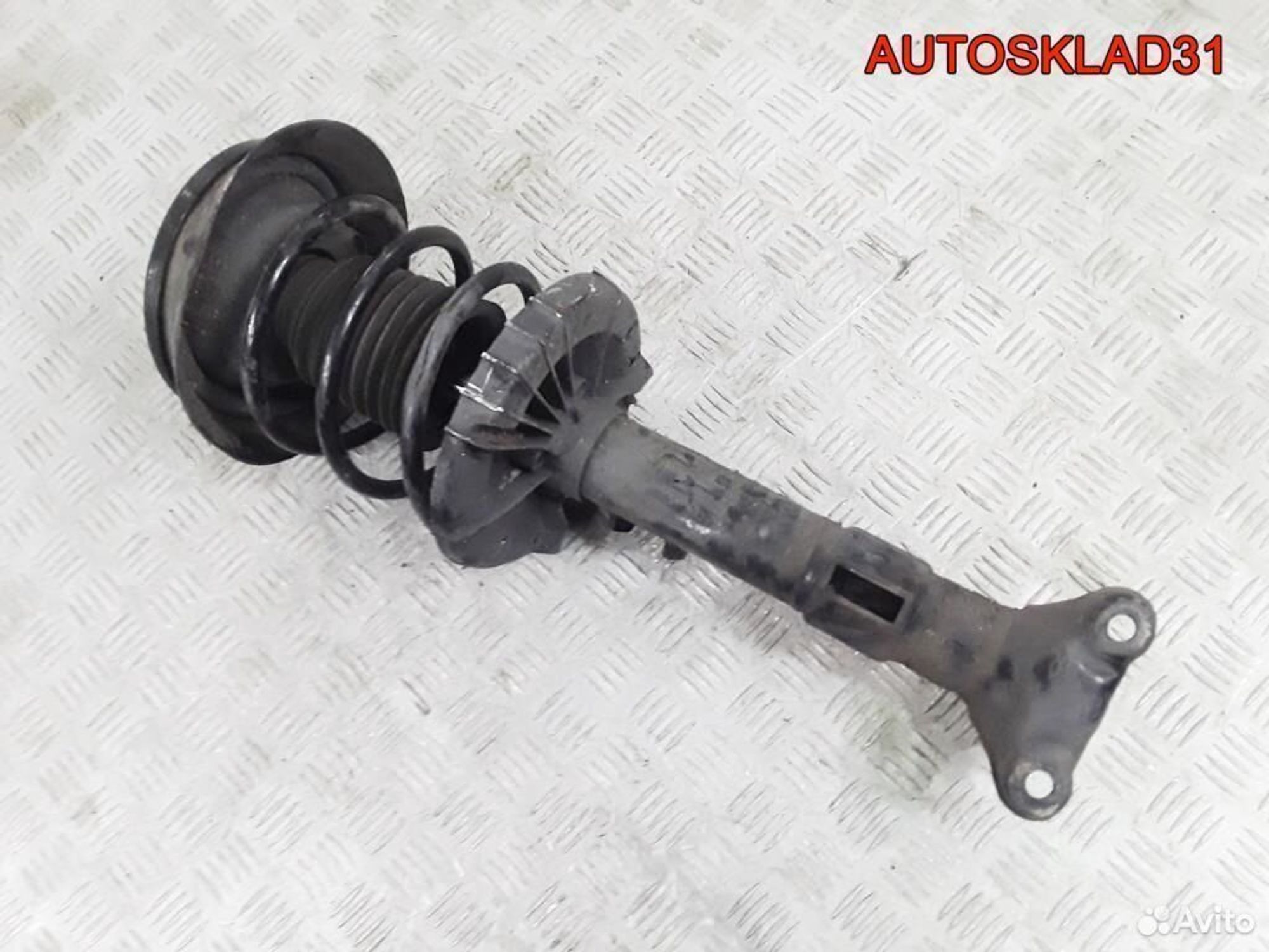 Стойка передняя в сборе Mercedes W203 A2033204130, 5400 рублей, Дубовое