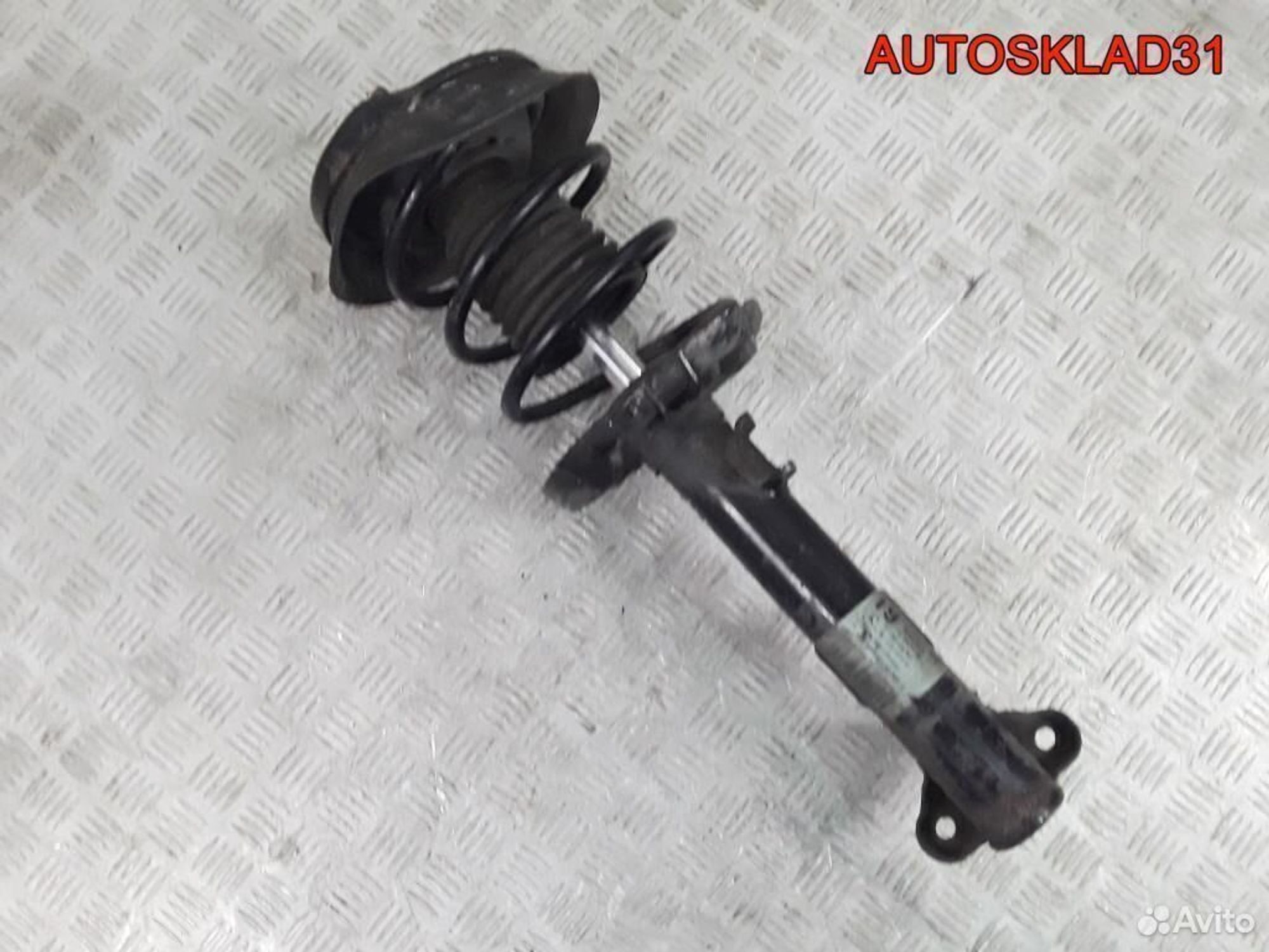 Стойка передняя в сборе Mercedes W203 A2033204130, 5400 рублей, Дубовое