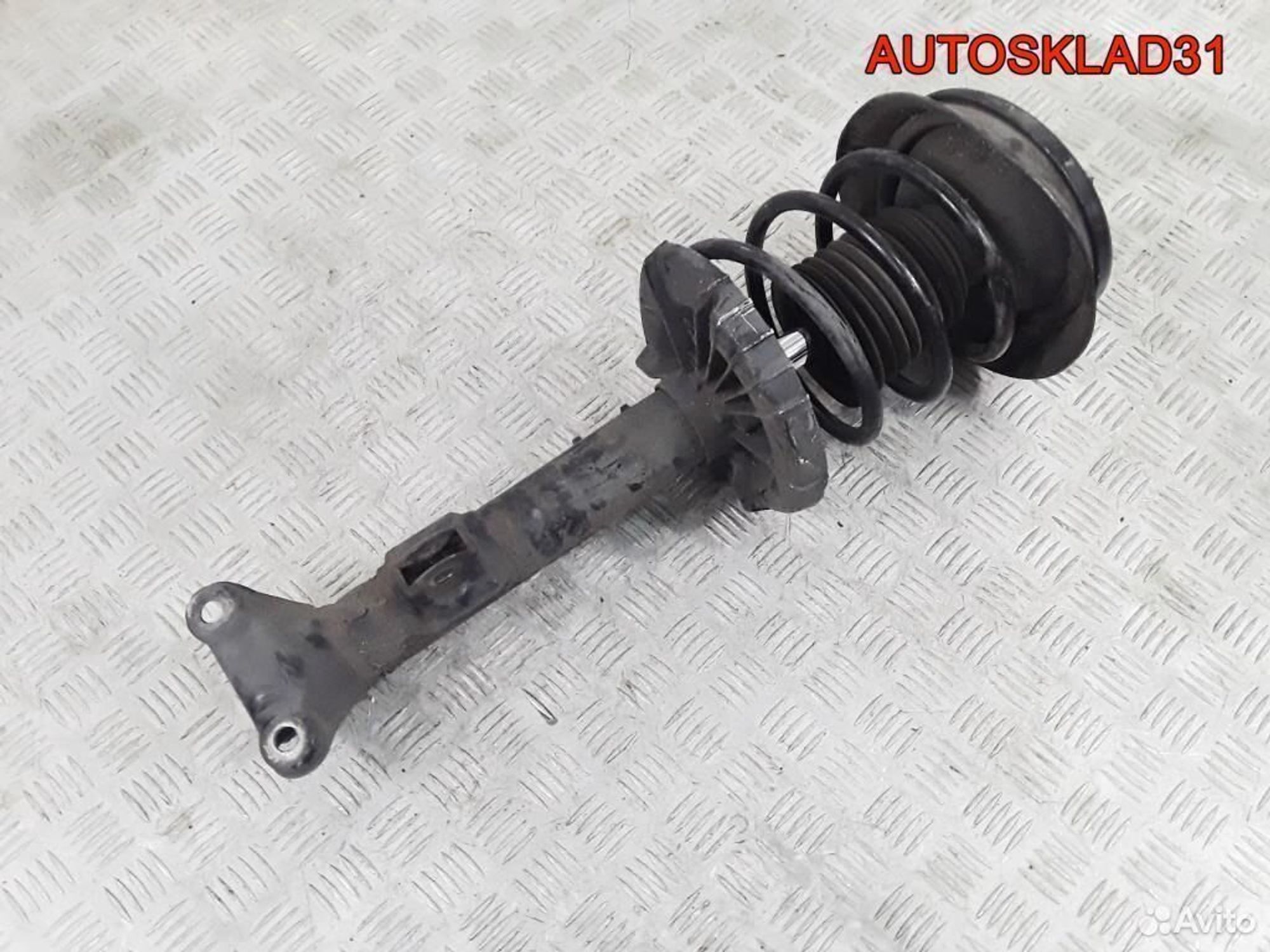 Стойка передняя в сборе Mercedes W203 A2033204130, 5400 рублей, Дубовое