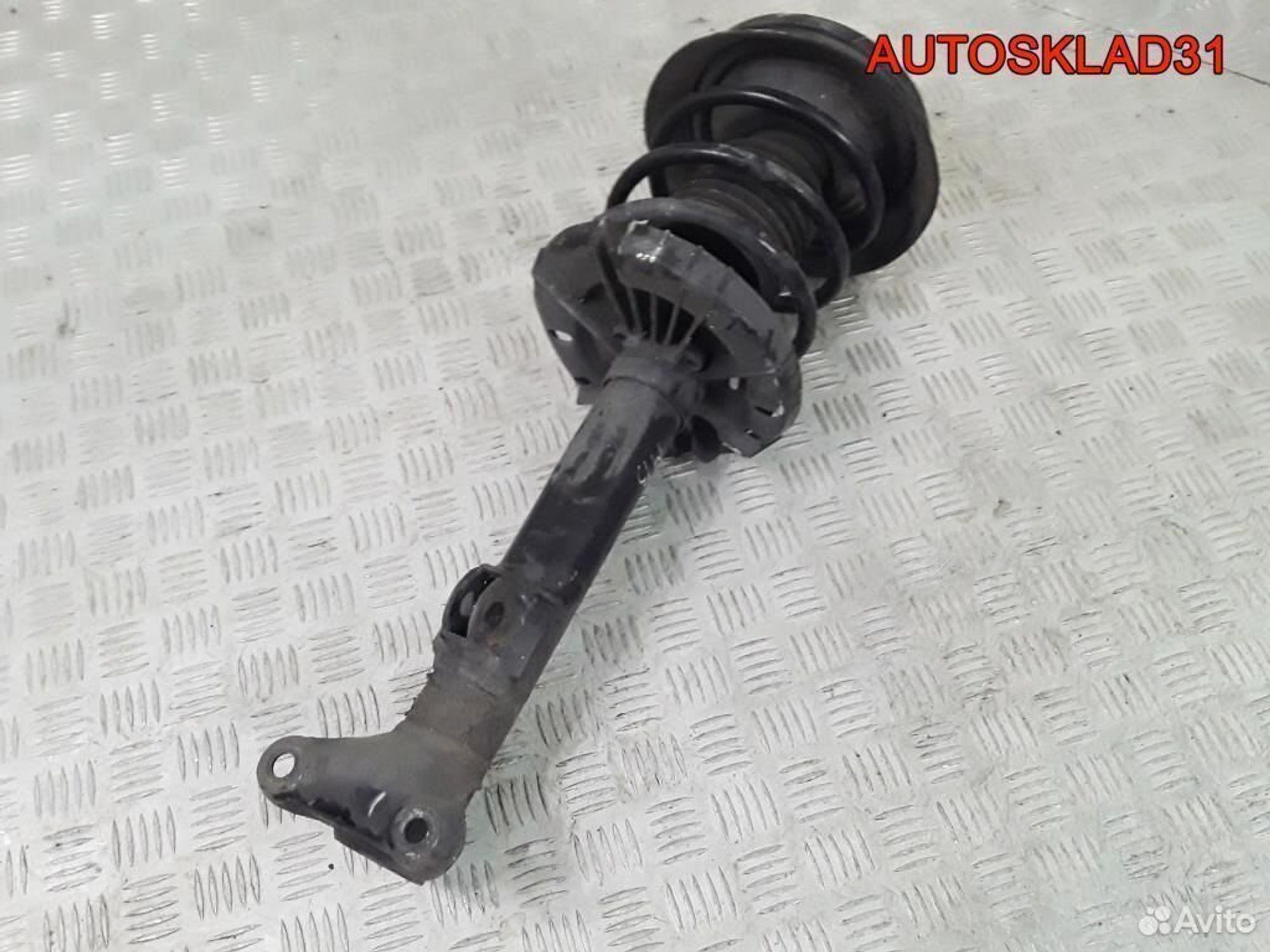 Стойка передняя в сборе Mercedes W203 A2033204130, 5400 рублей, Дубовое