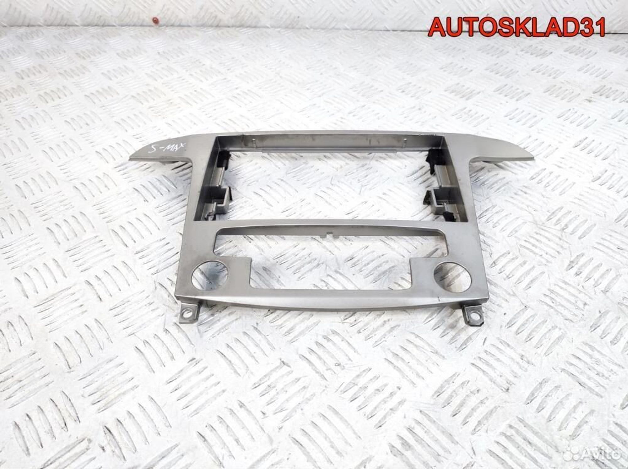 Рамка магнитолы Ford S-MAX 6M2118522BE, 1700 рублей, Дубовое