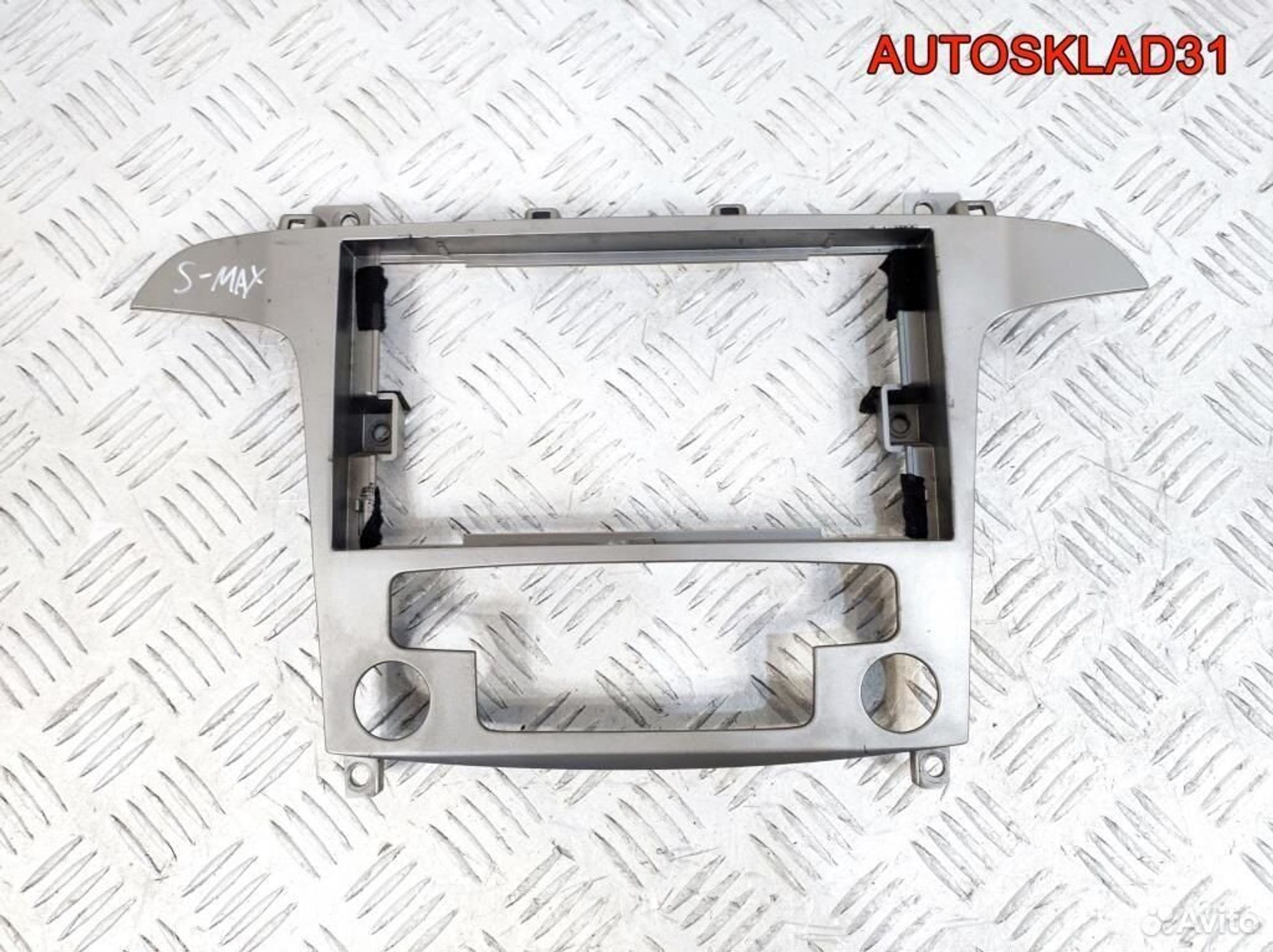 Рамка магнитолы Ford S-MAX 6M2118522BE, 1700 рублей, Дубовое