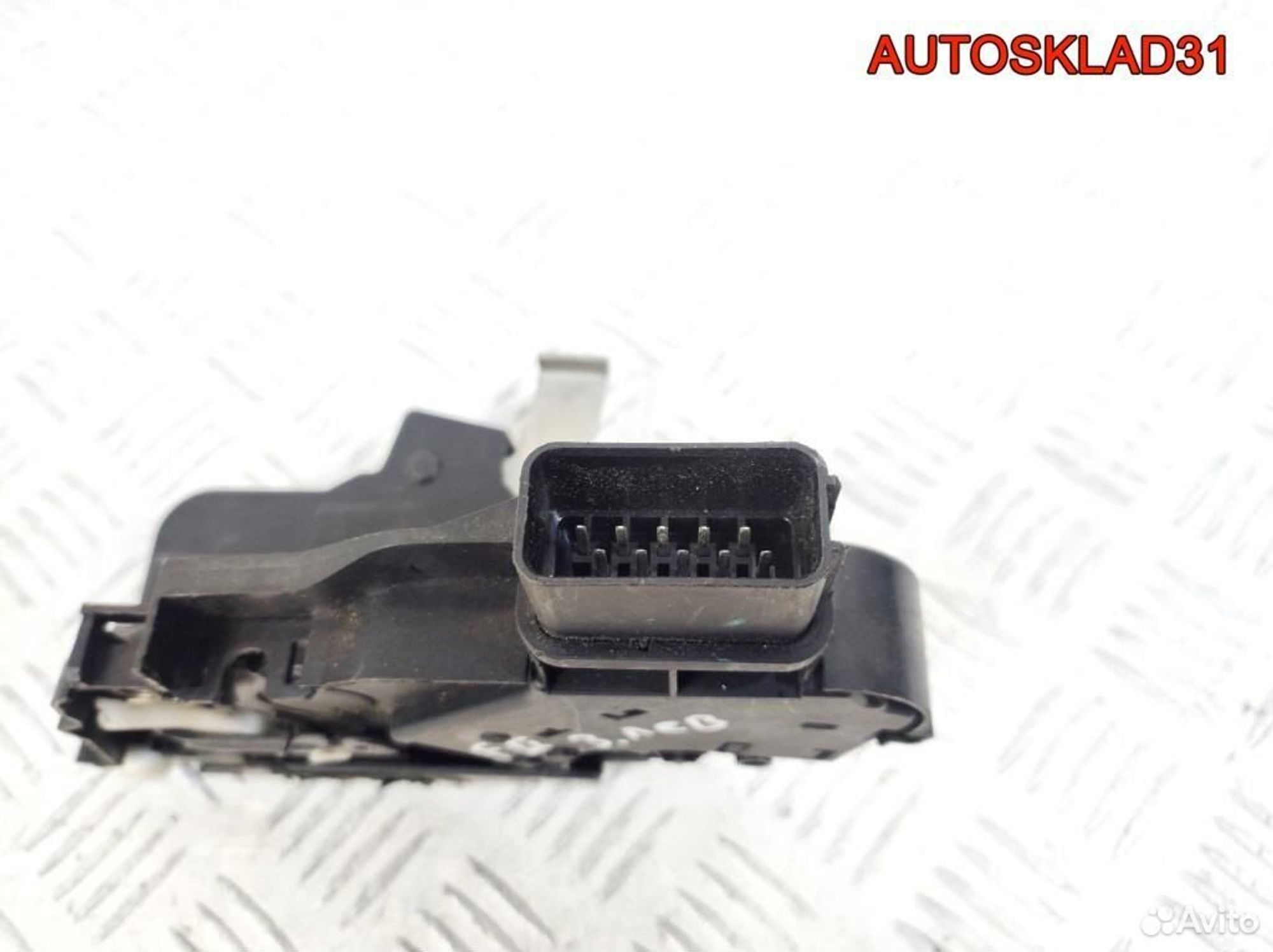 Замок двери задней левой Ford Focus 2 4M5AA26413EE, 2300 рублей, Дубовое