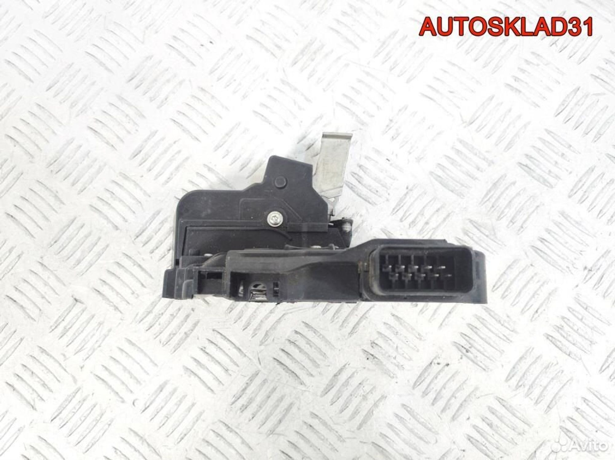 Замок двери задней левой Ford Focus 2 4M5AA26413EE, 2300 рублей, Дубовое