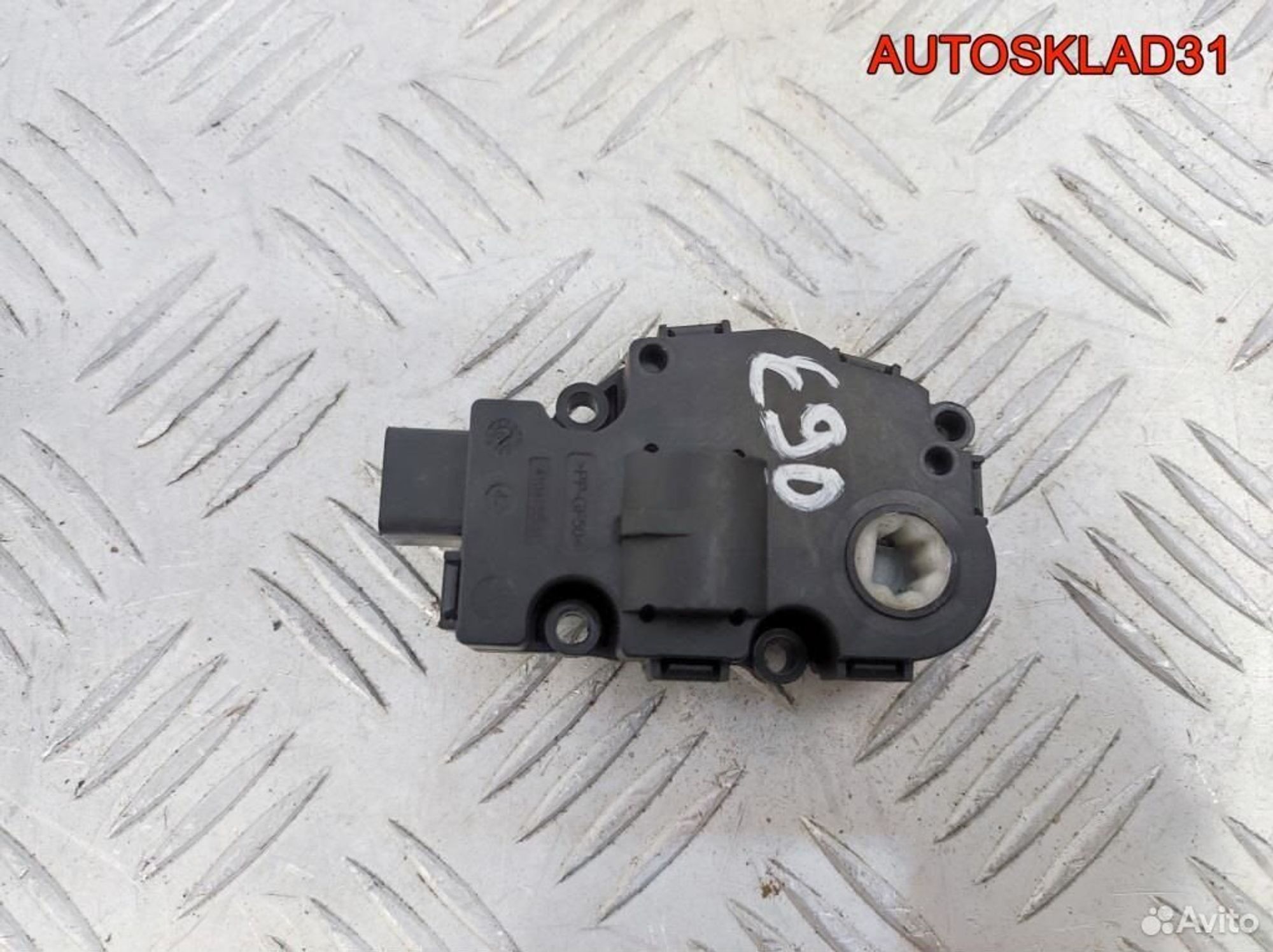 Моторчик заслонки отопителя BMW E90 64116956706, 1100 рублей, Дубовое