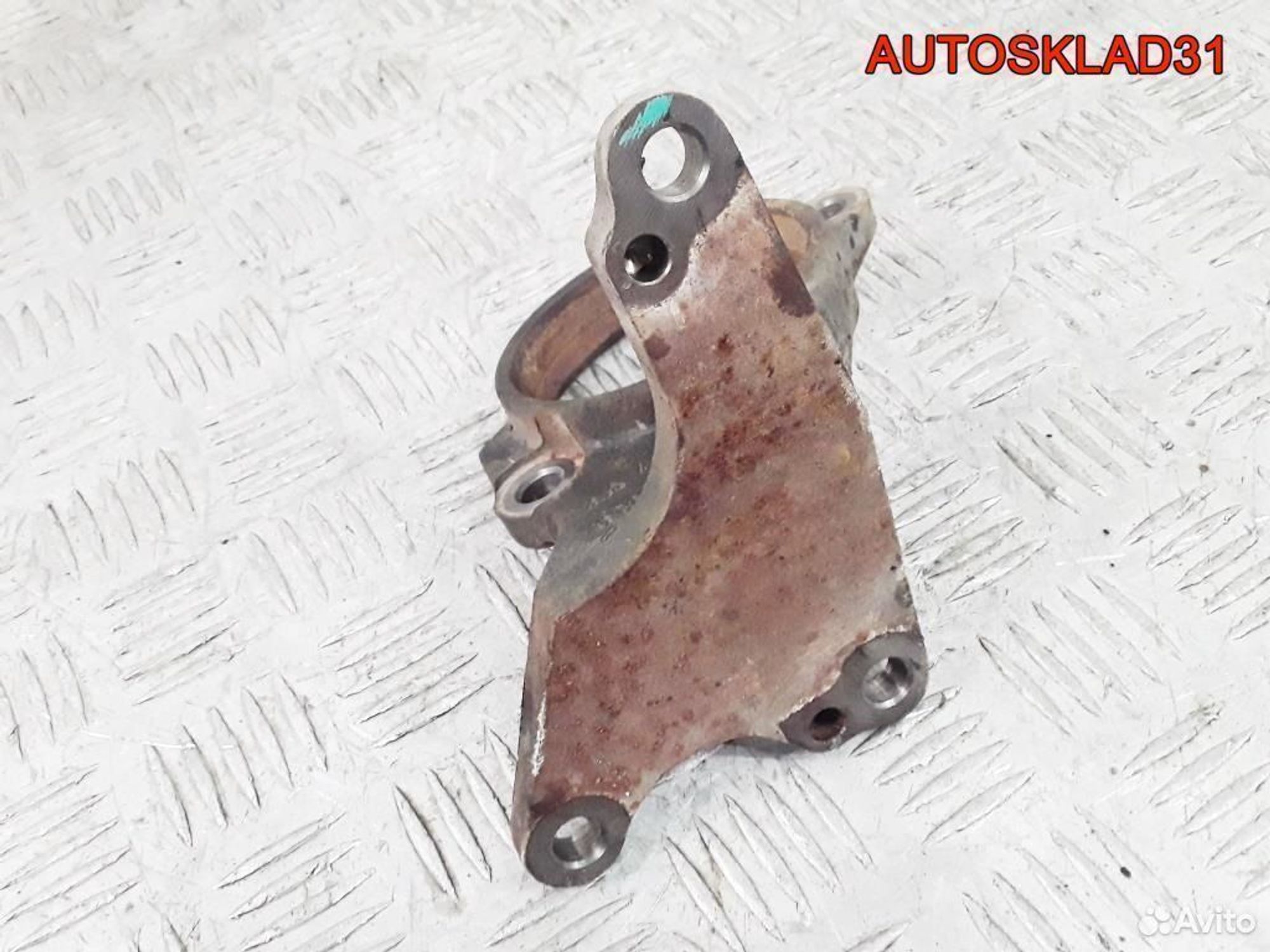 Кронштейн промежуточного вала Toyota Corolla 2,2 2ADFTV, 1200 рублей, Дубовое