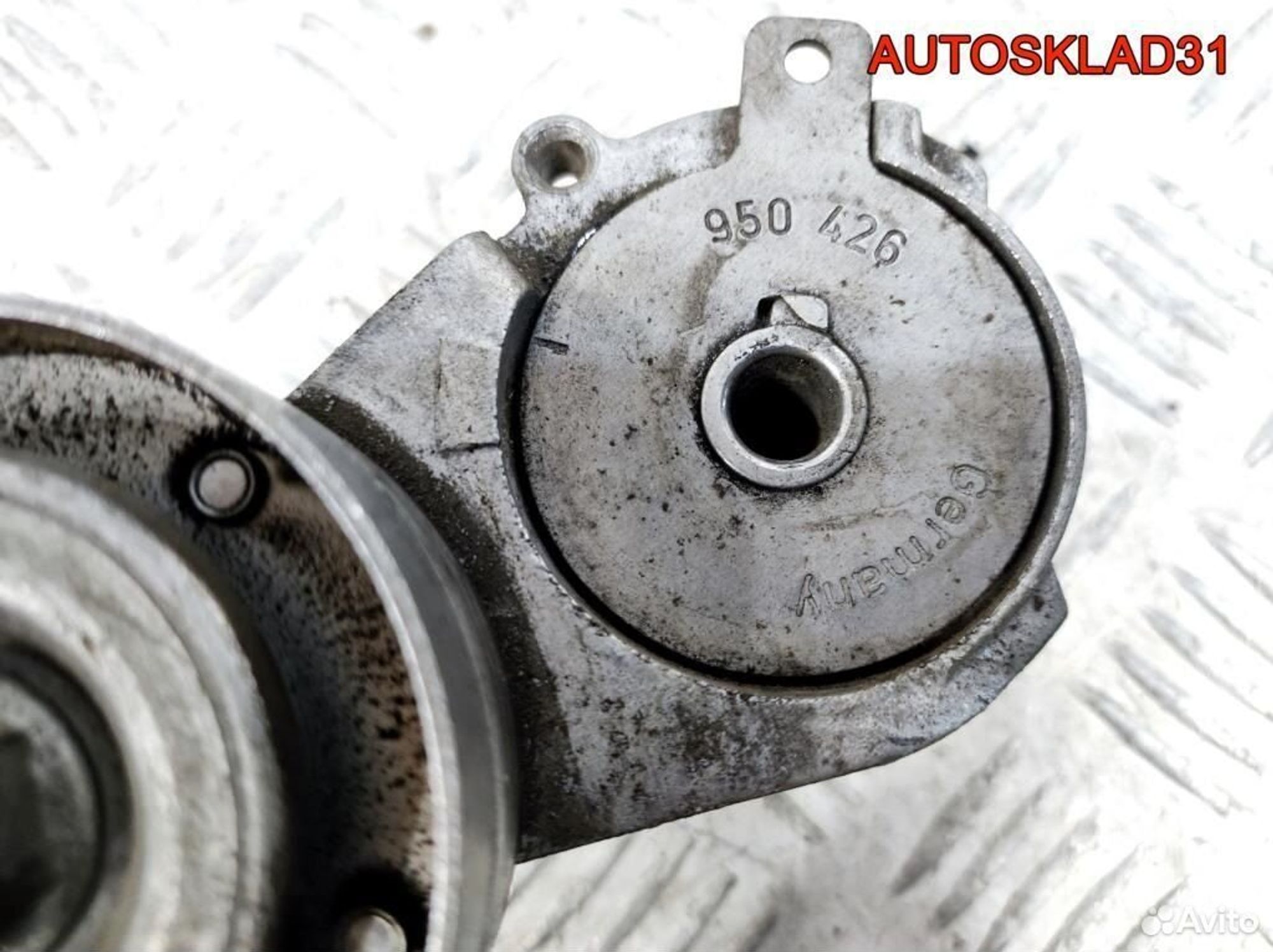 Натяжитель ремня VW Golf 4 1.6 BAD 032145299A, 500 рублей, Дубовое