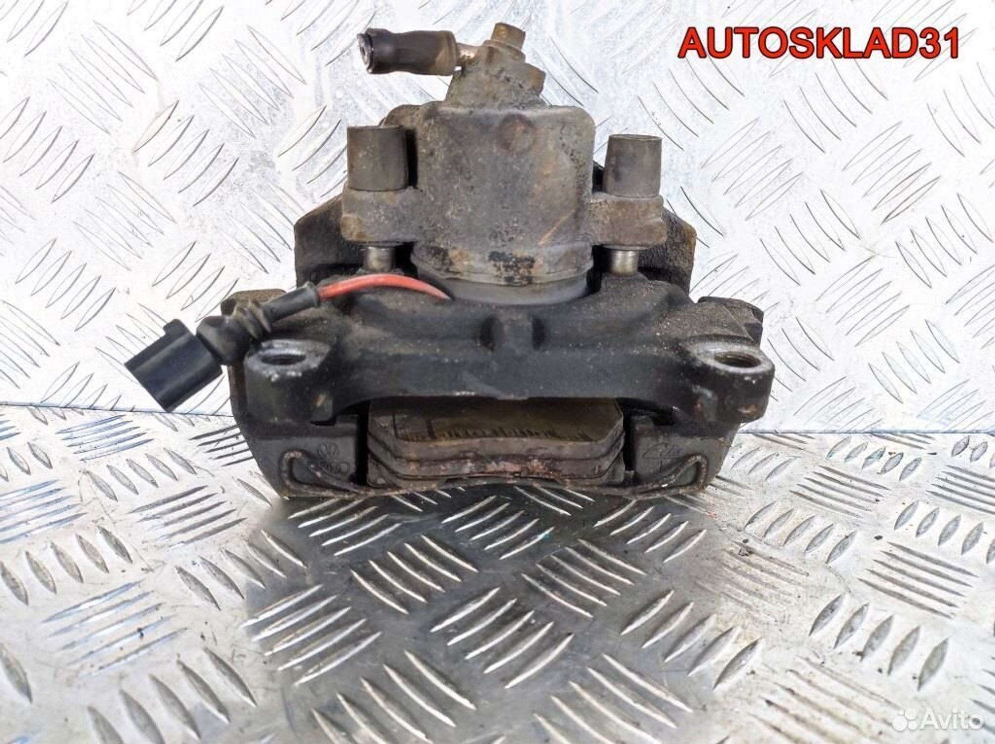 Суппорт тормозной передний левый VW Passat B6, 2300 рублей, Дубовое