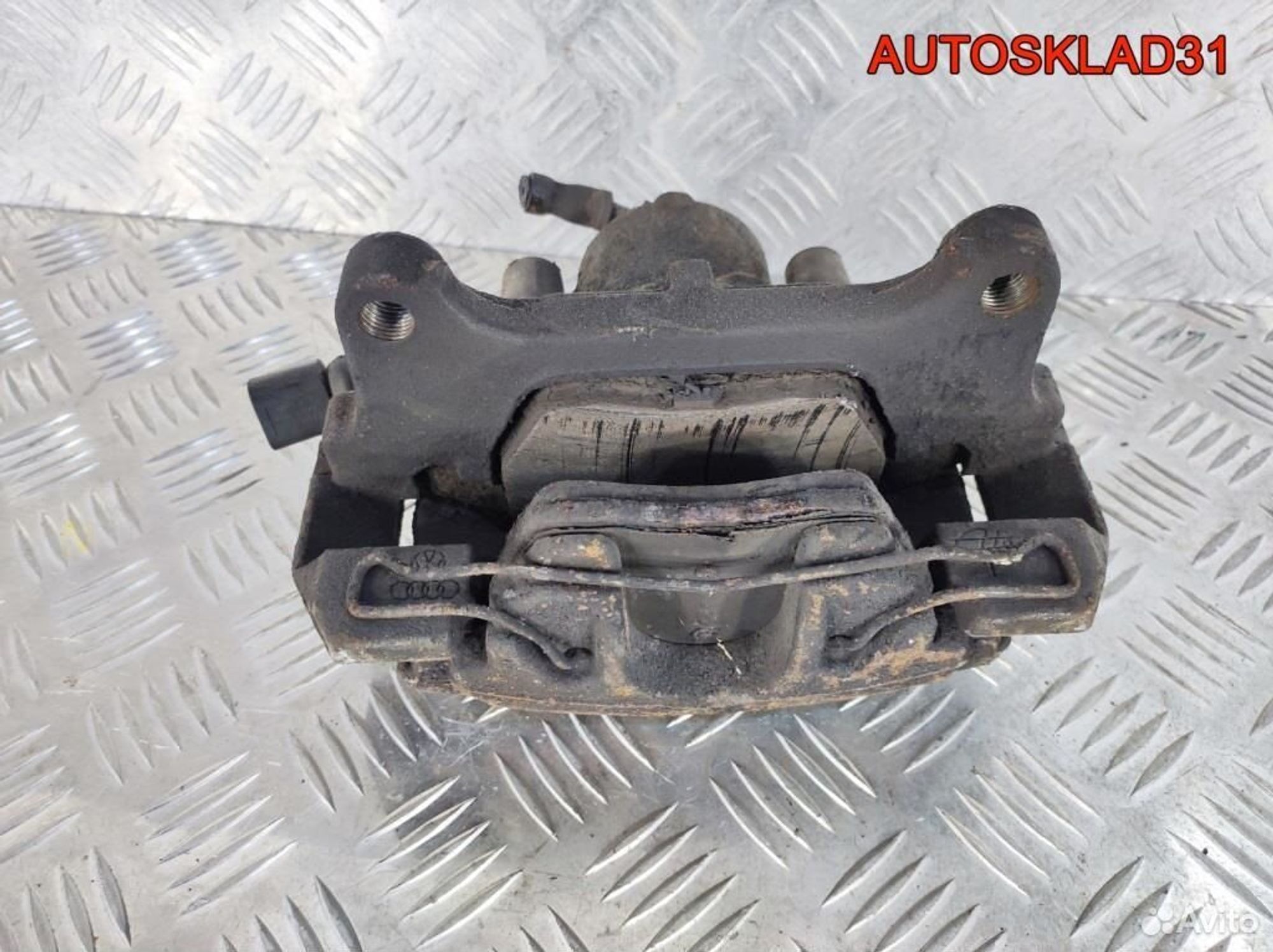 Суппорт тормозной передний левый VW Passat B6, 2300 рублей, Дубовое