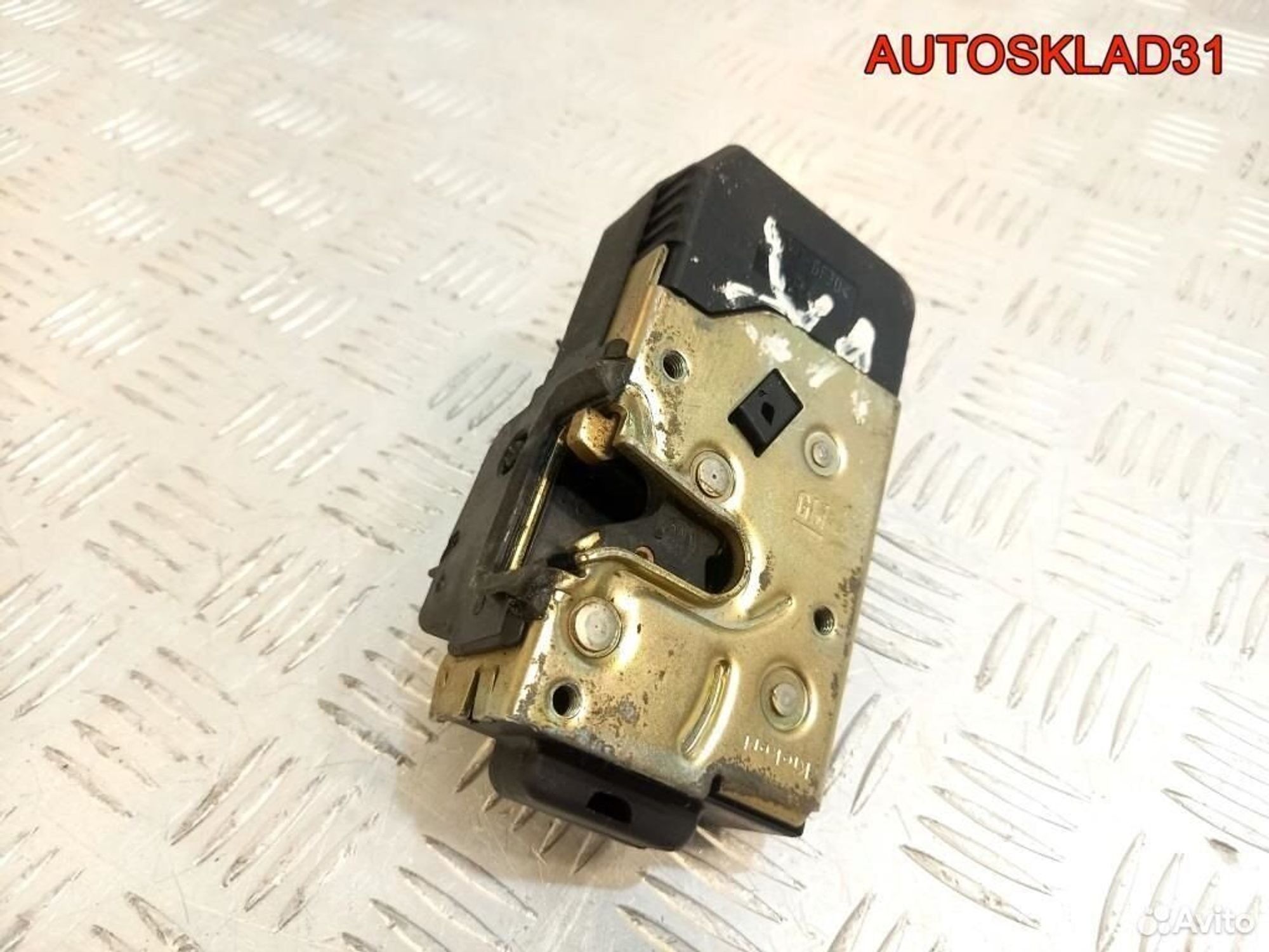 Замок двери передней правой Opel Vectra B 90507060, 2100 рублей, Дубовое