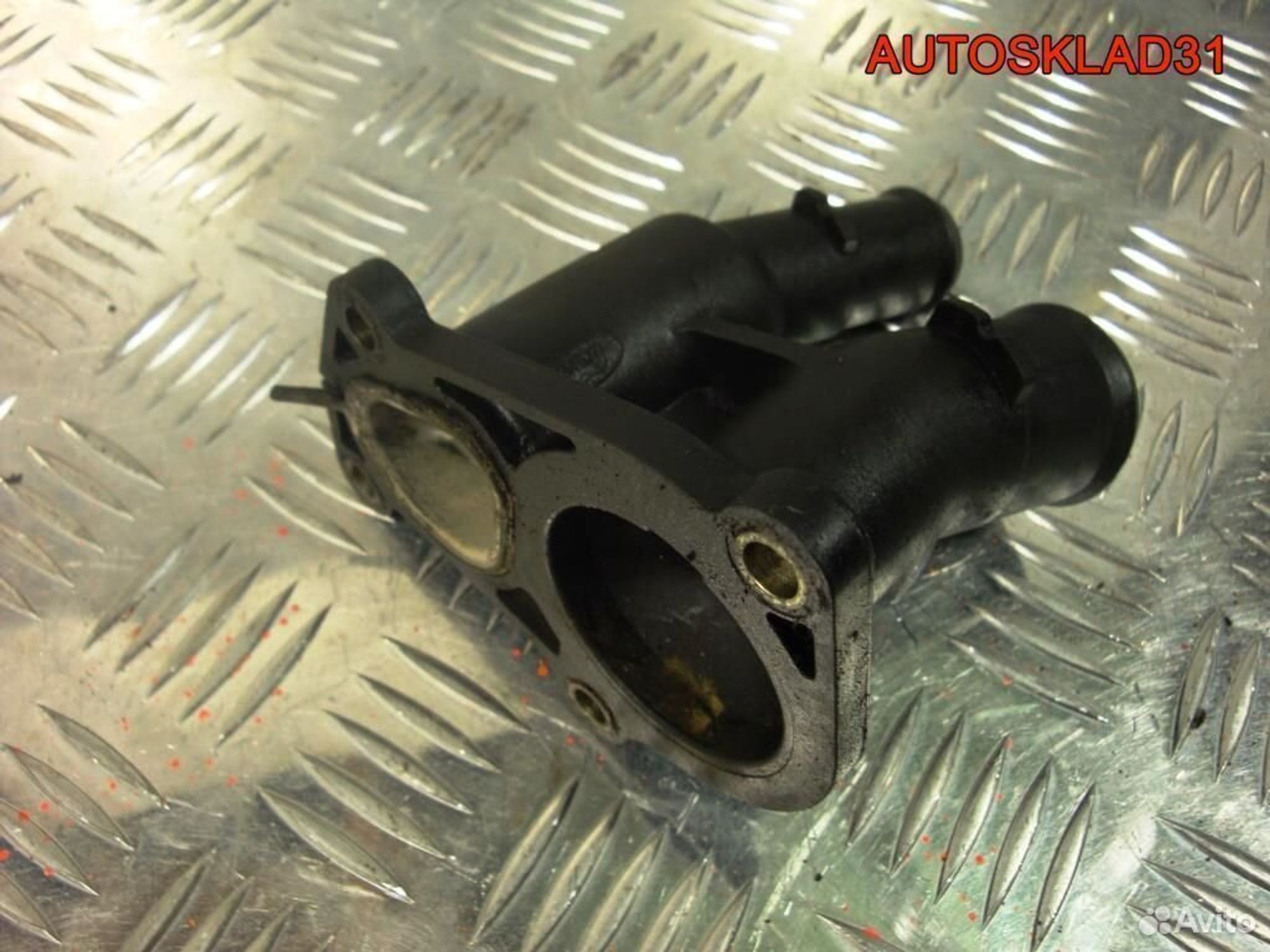 Крышка термостата Ford Focus 2 2S6G9K478BA, 600 рублей, Дубовое