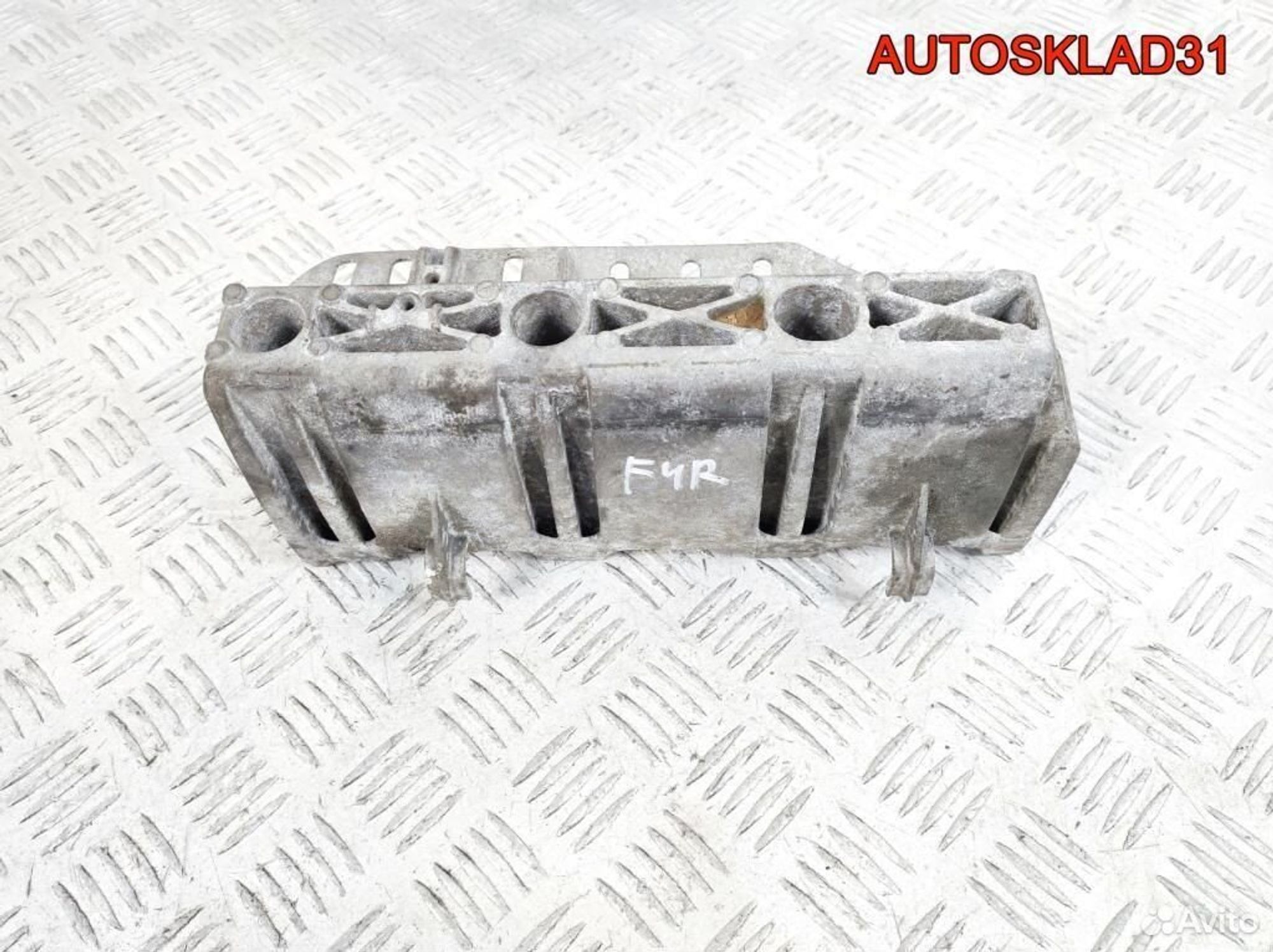 Кронштейн коллектора Renault Scenic F4R 7700110112, 600 рублей, Дубовое