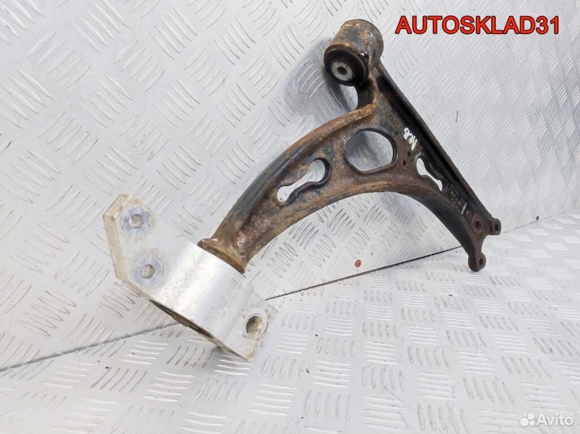 Рычаг передний левый VW Touran 2,0 BSX 1K0407153G, 3200 рублей, Дубовое