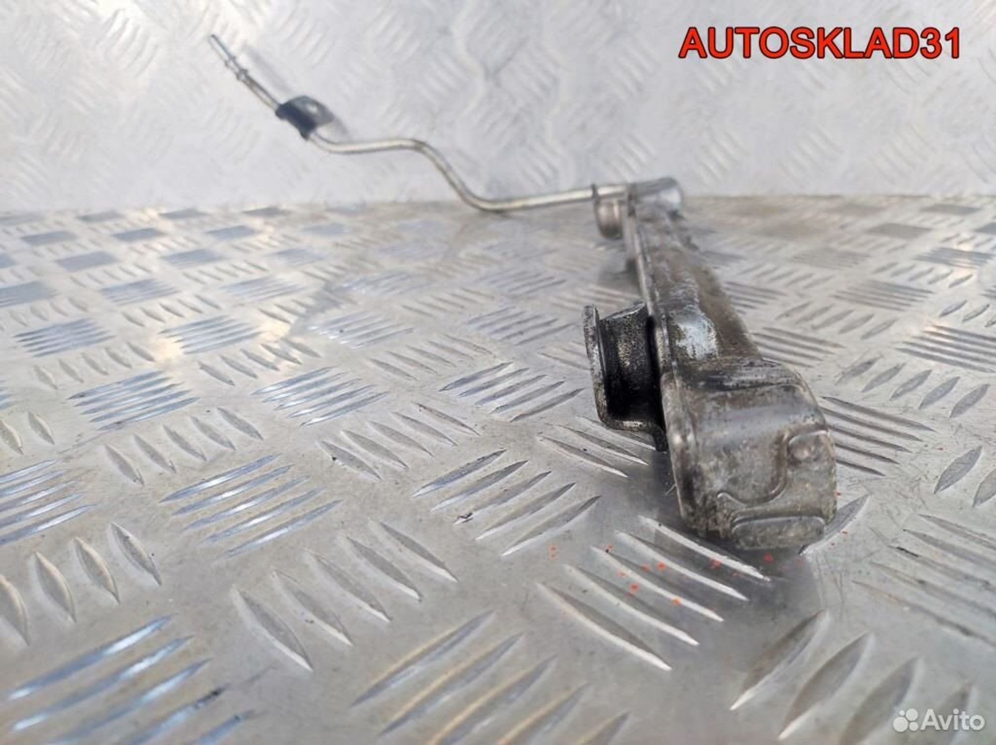 Рейка топливная Toyota Corolla E15 1ZR 2381437050, 900 рублей, Дубовое