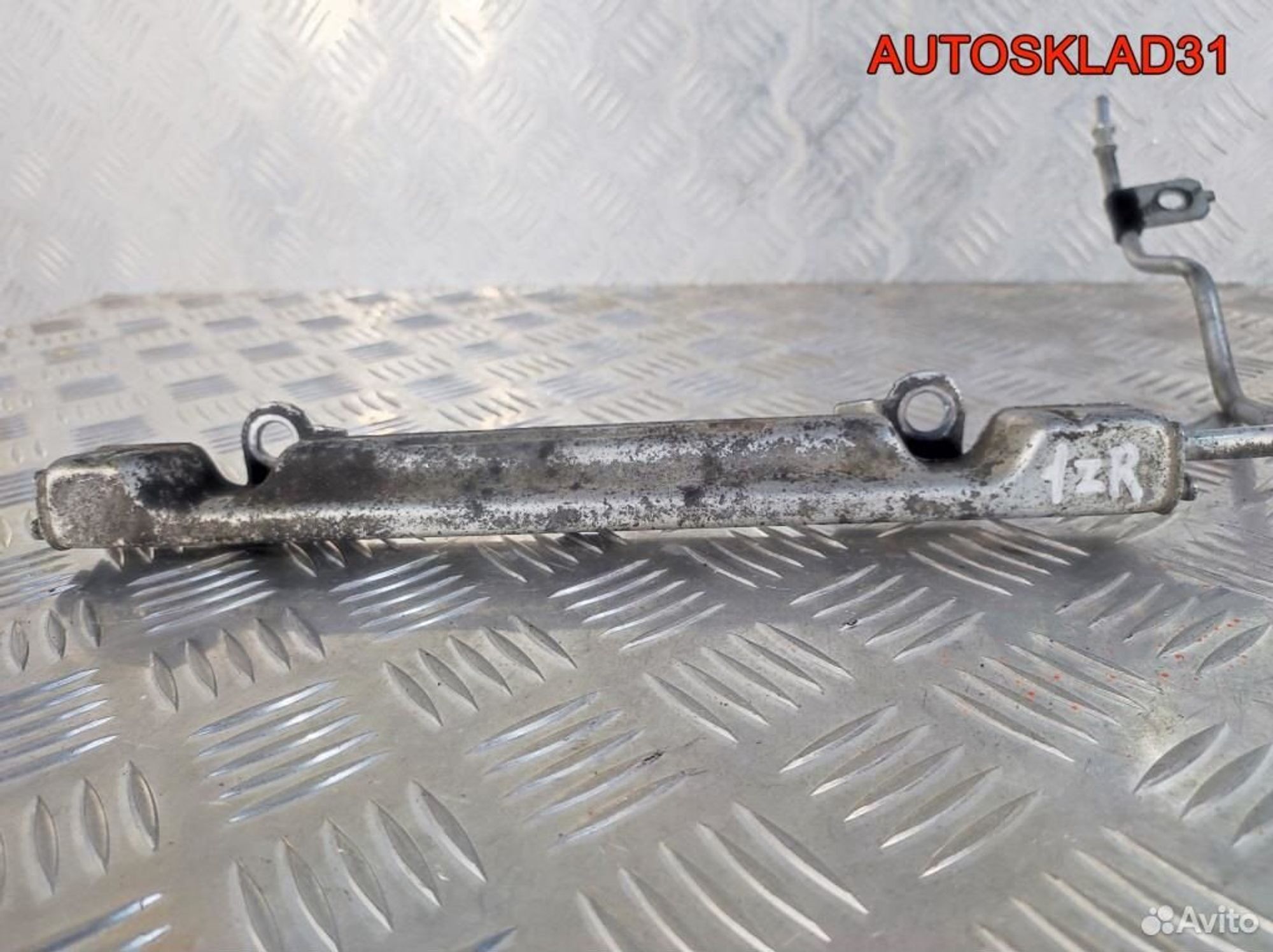 Рейка топливная Toyota Corolla E15 1ZR 2381437050, 900 рублей, Дубовое