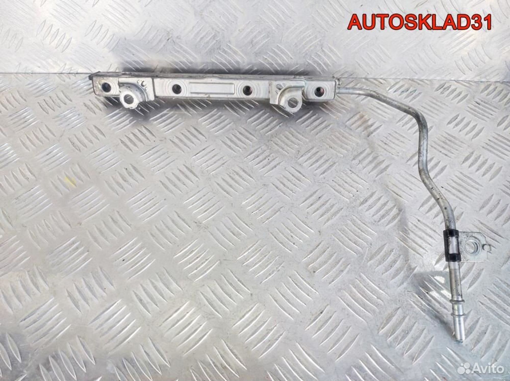 Рейка топливная Toyota Corolla E15 1ZR 2381437050, 900 рублей, Дубовое