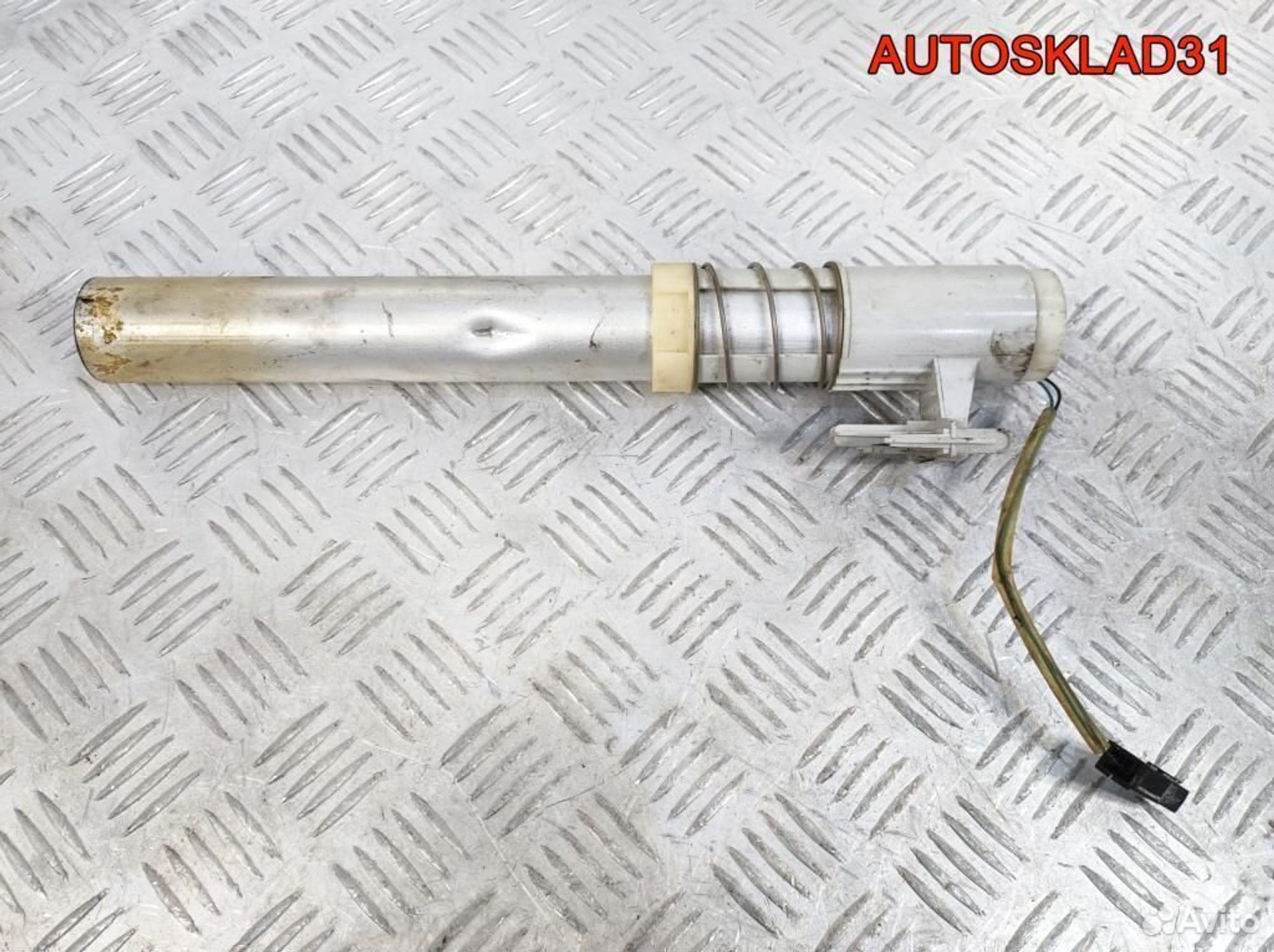 Датчик уровня топлива левый Audi A8 D3 3D0919673L, 1100 рублей, Дубовое