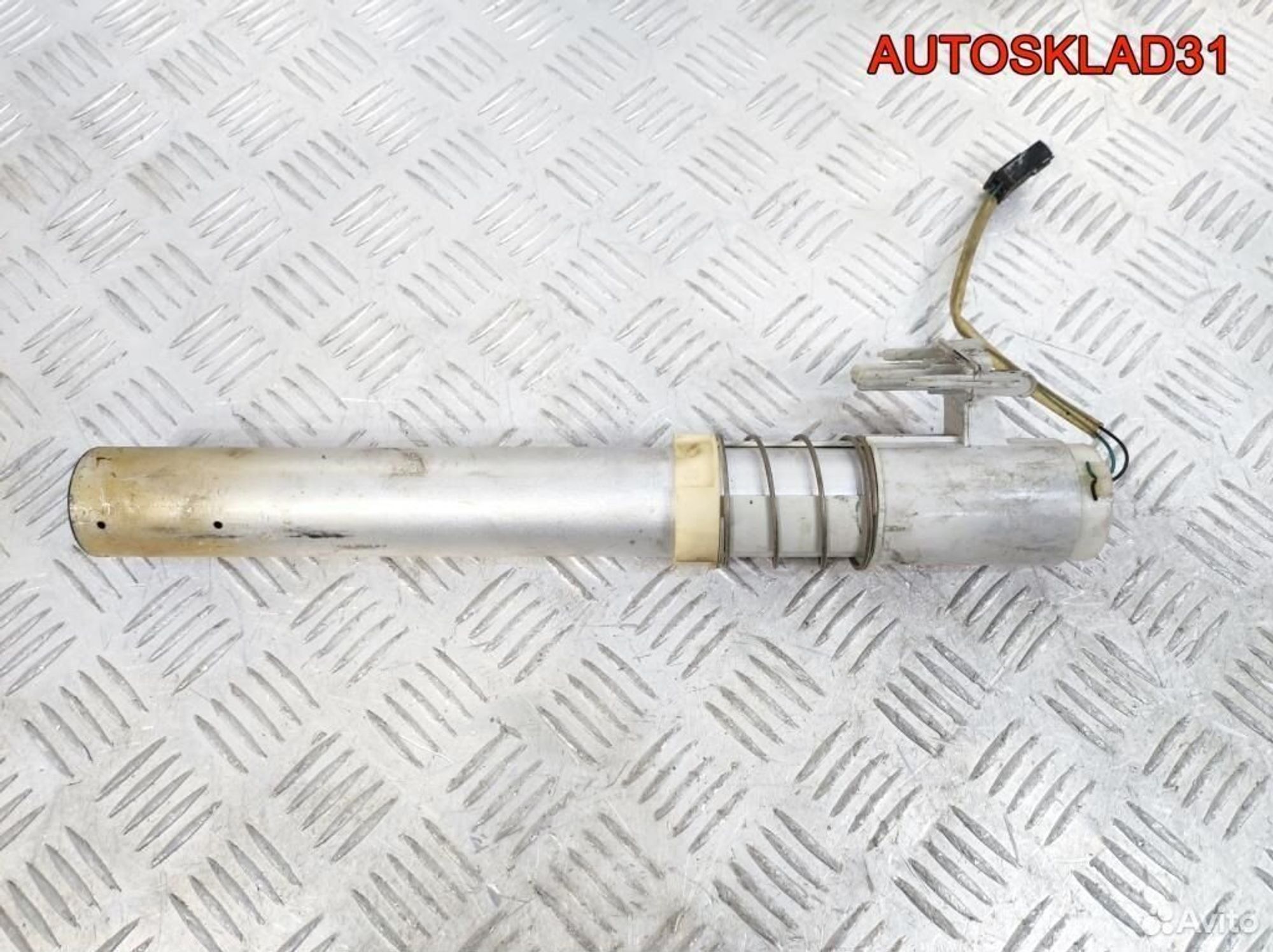 Датчик уровня топлива левый Audi A8 D3 3D0919673L, 1100 рублей, Дубовое