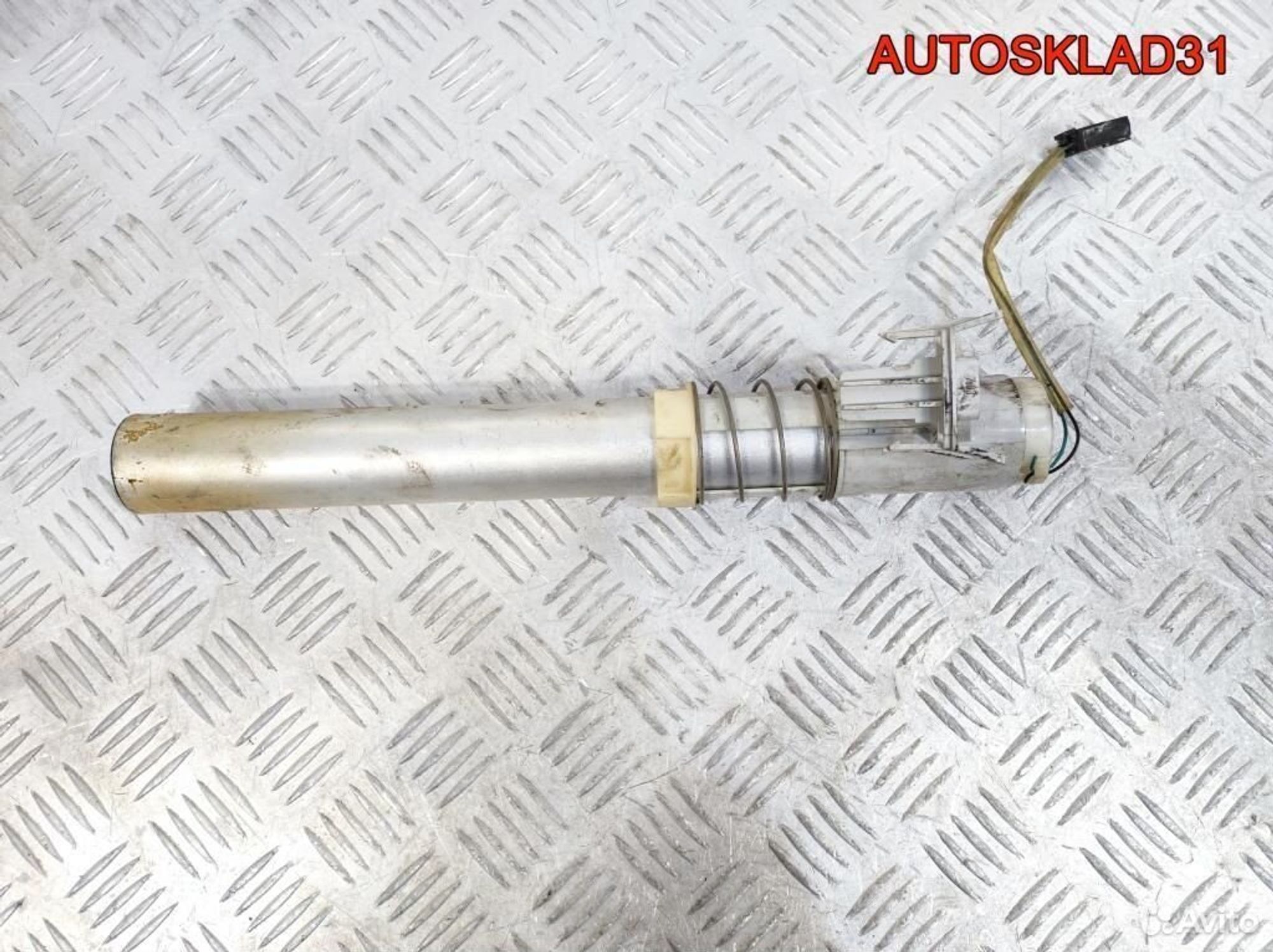 Датчик уровня топлива левый Audi A8 D3 3D0919673L, 1100 рублей, Дубовое