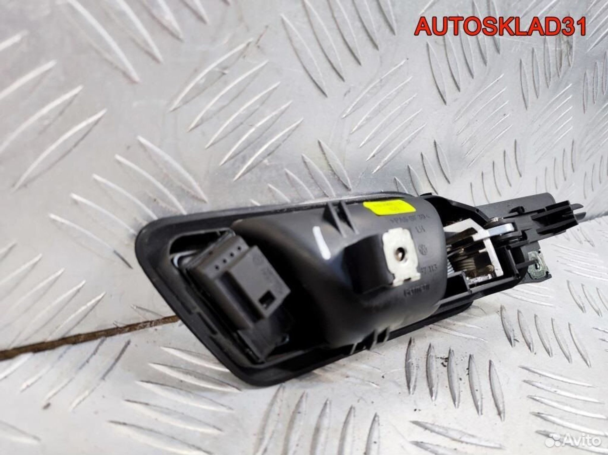 Ручка двери передней внутренняя левая VW Golf 5, 1100 рублей, Дубовое