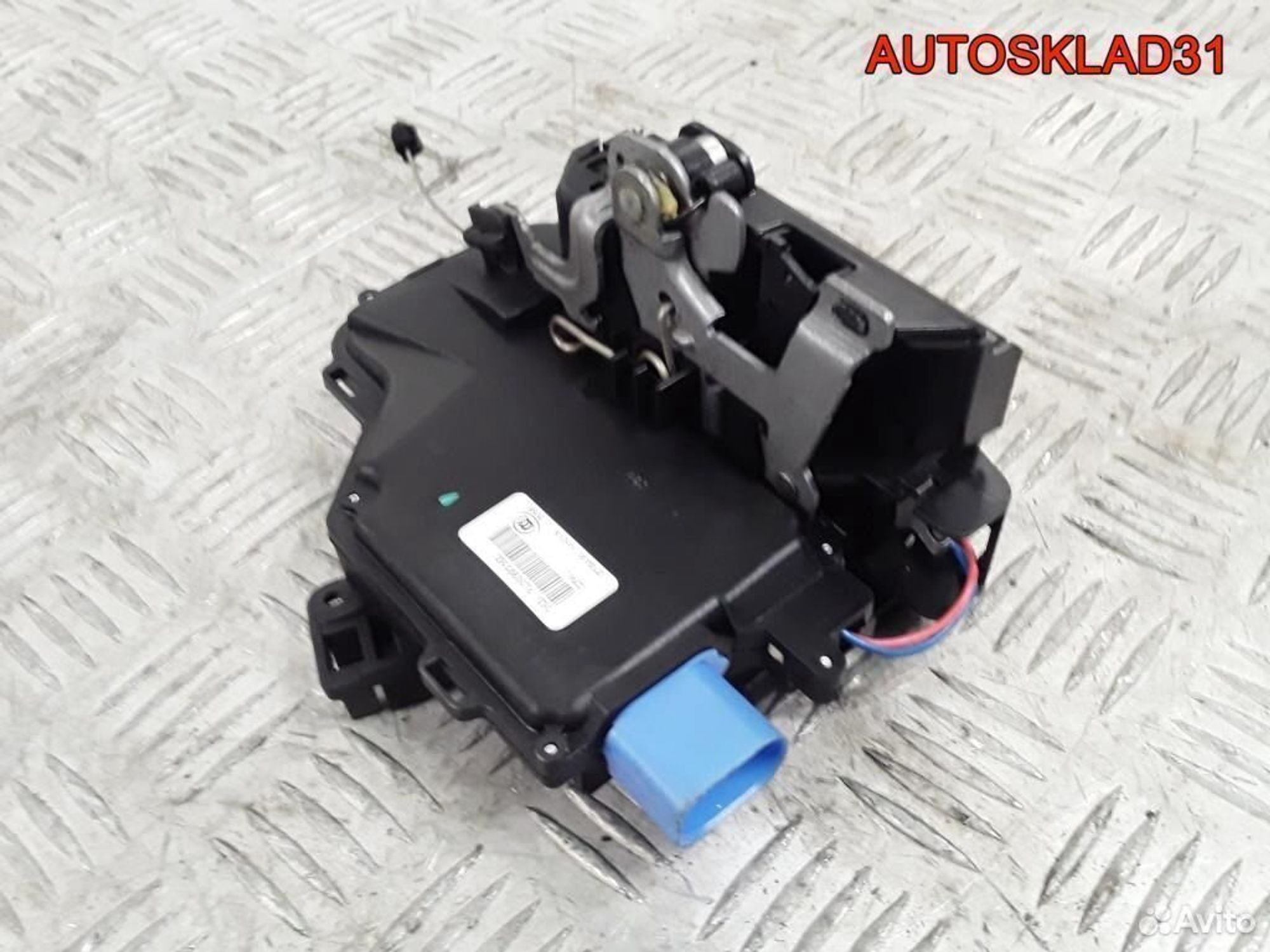 Замок двери задней левой VW Touareg 7L0839015D, 4100 рублей, Дубовое