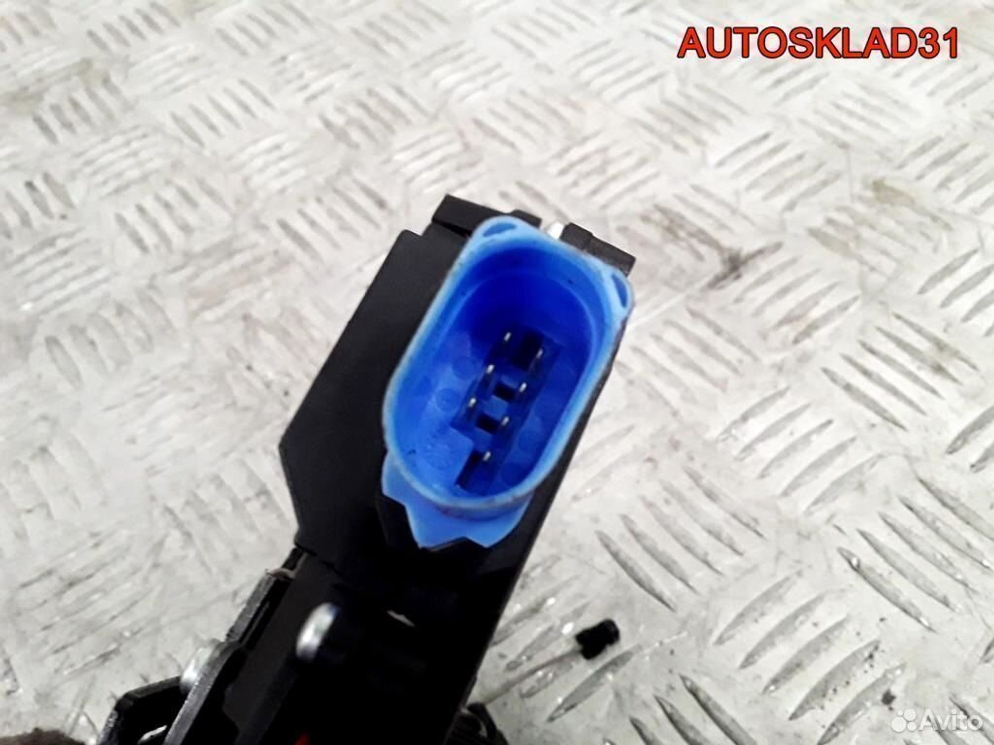 Замок двери задней левой VW Touareg 7L0839015D, 4100 рублей, Дубовое