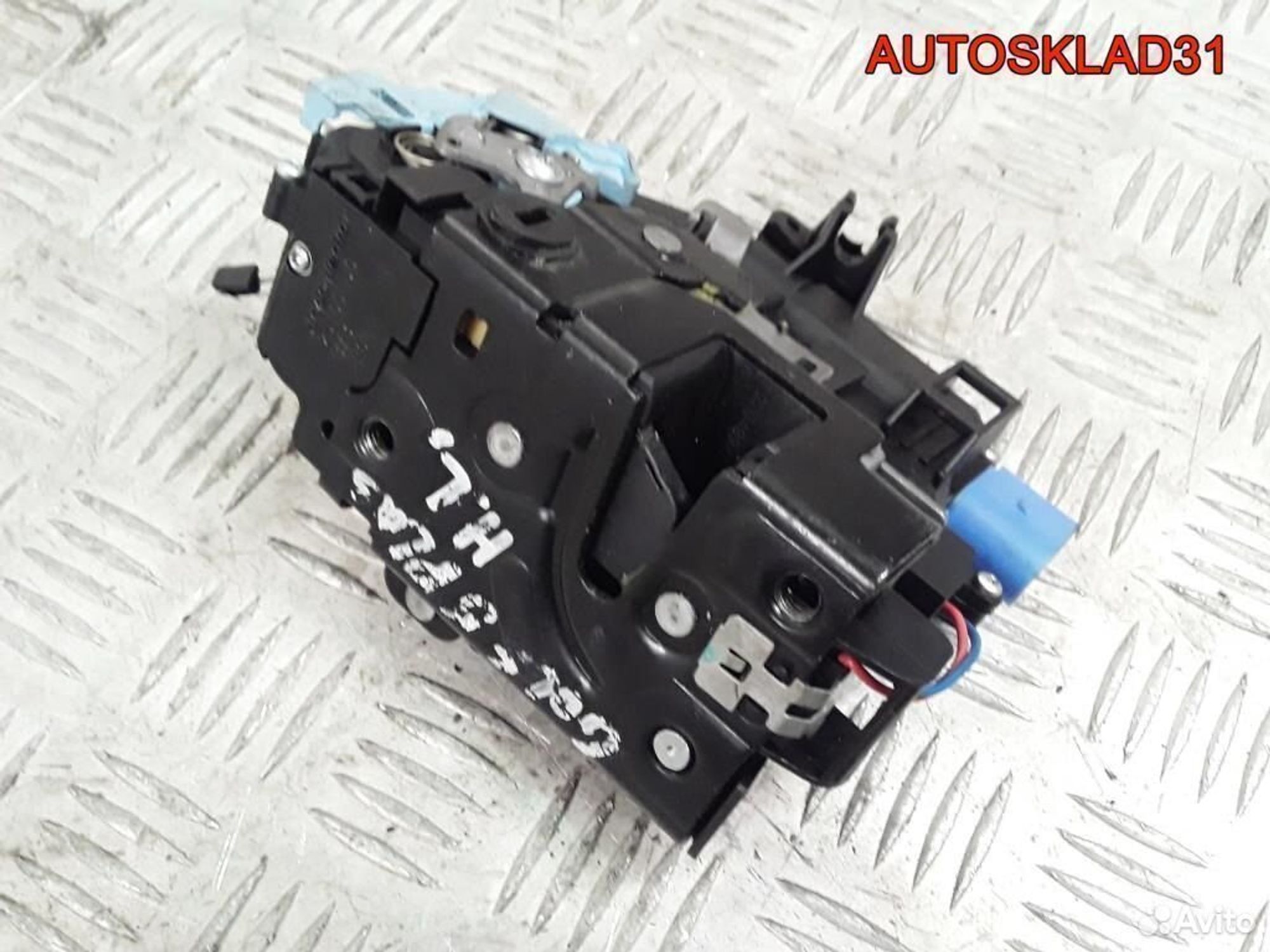 Замок двери задней левой VW Touareg 7L0839015D, 4100 рублей, Дубовое